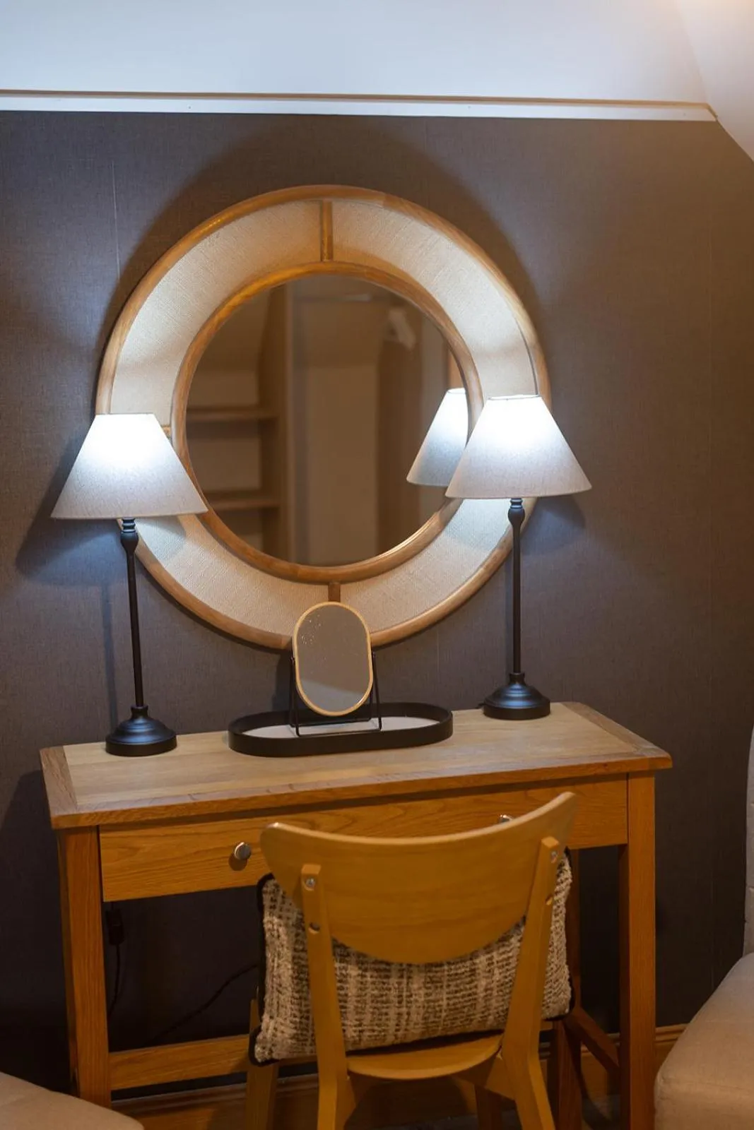 hair dresser in Glenview Luss