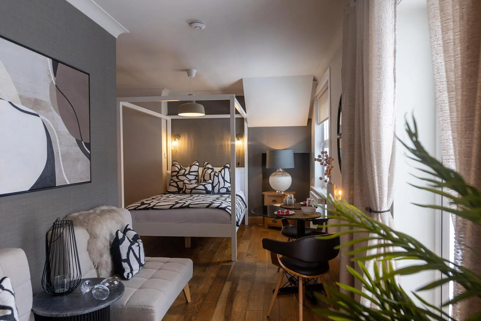 Bathroom, Bed in Glenview Luss