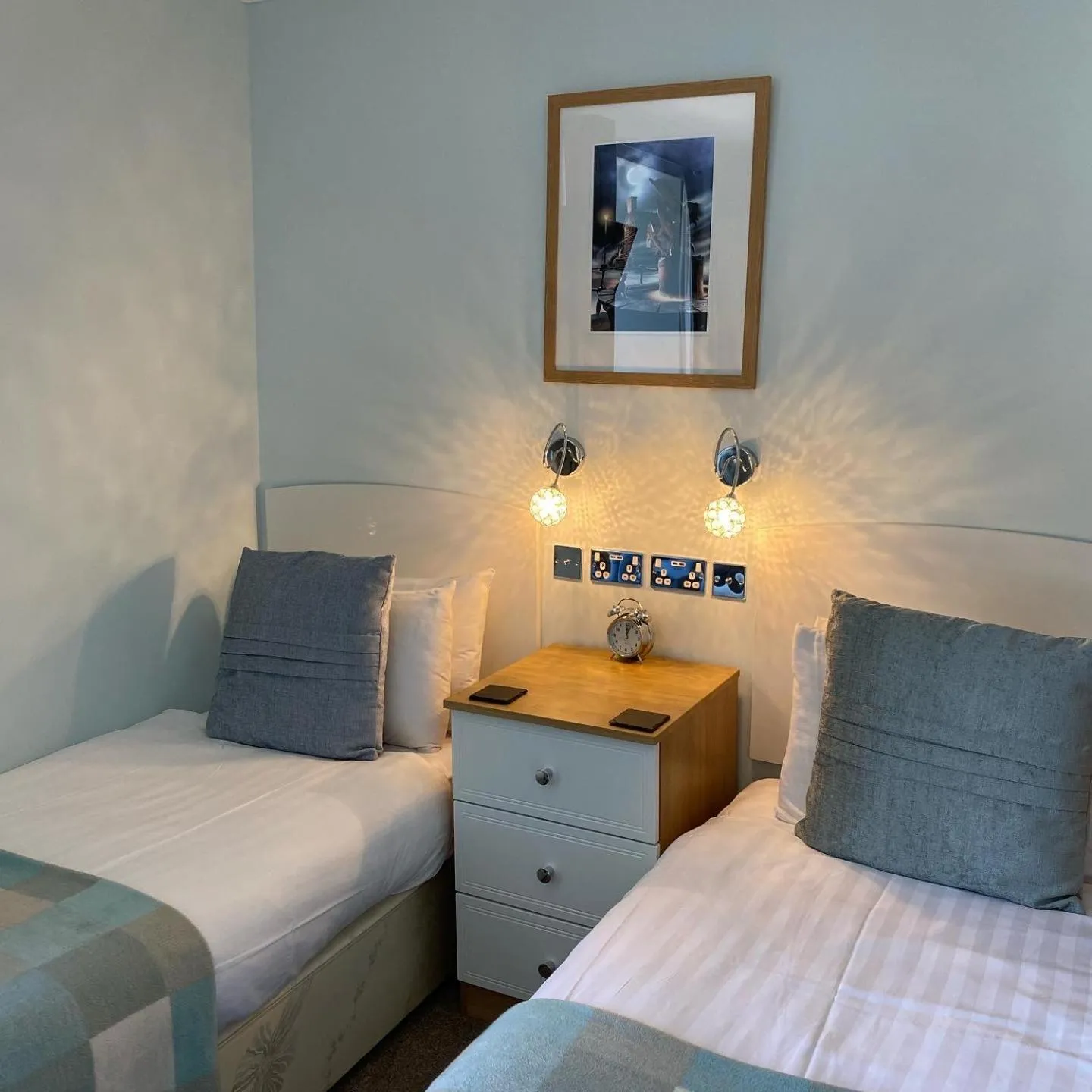 Property building, Bed in Oceandrive