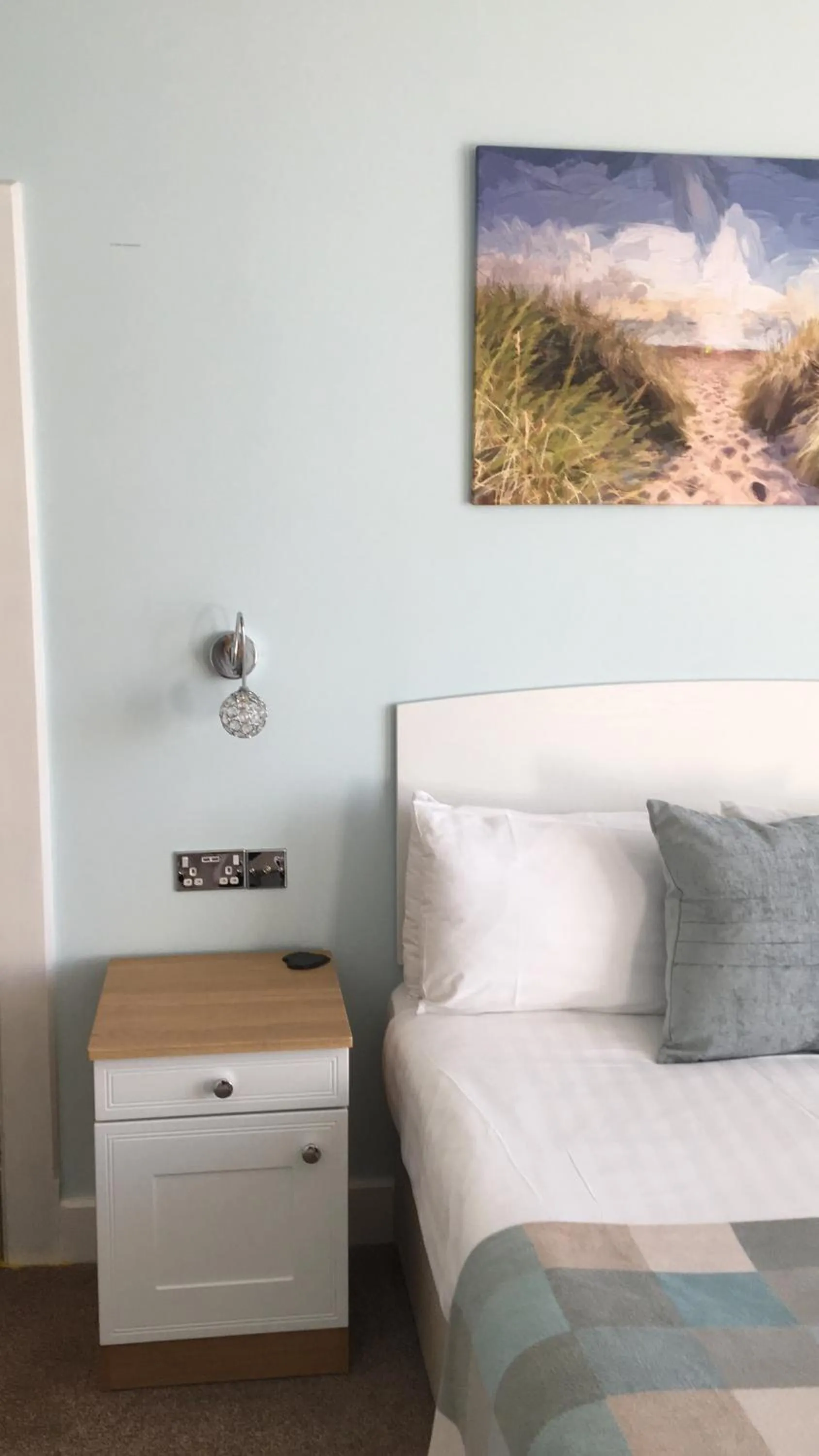 Property building, Bed in Oceandrive