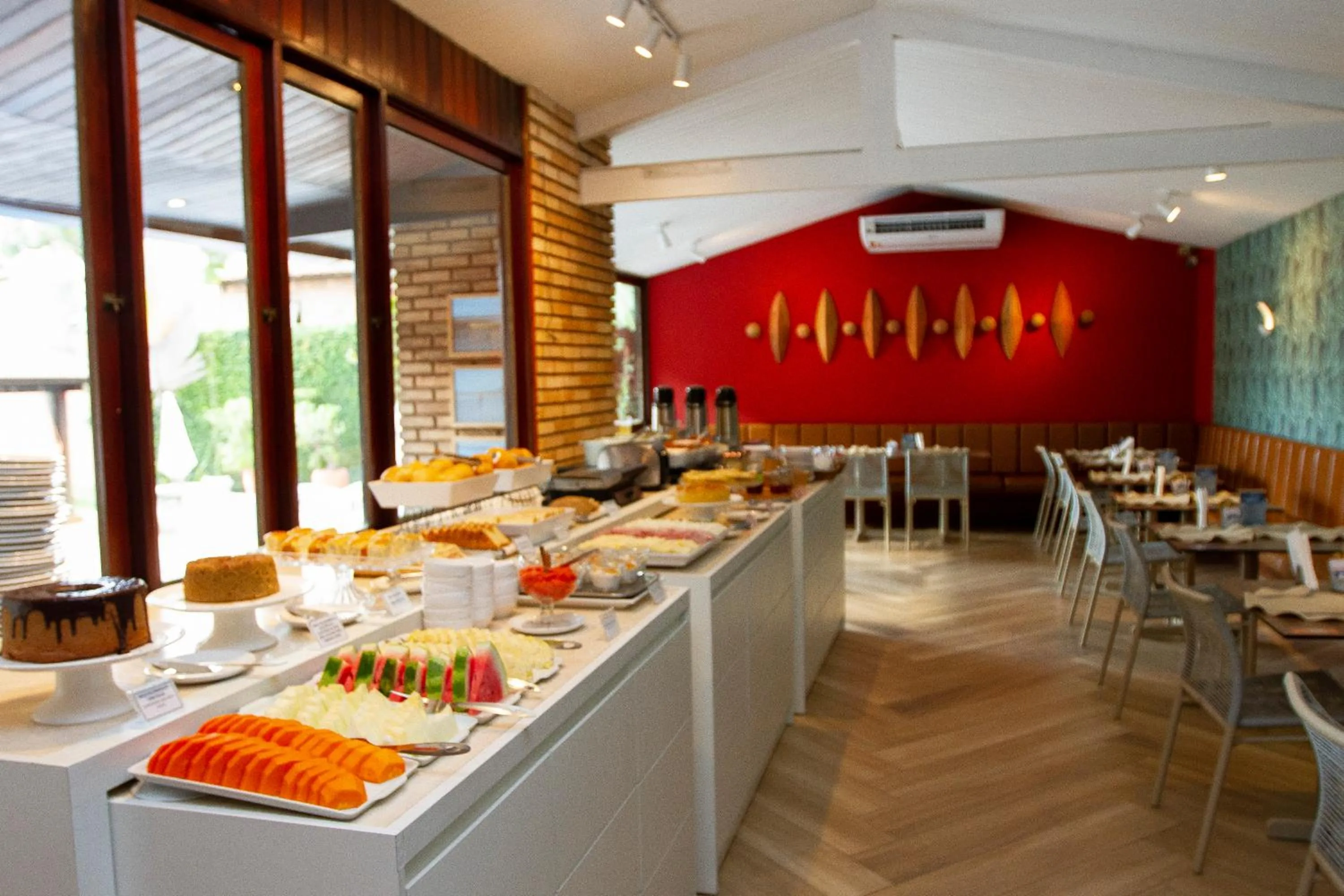 Restaurant/places to eat in Hotel Areias Belas