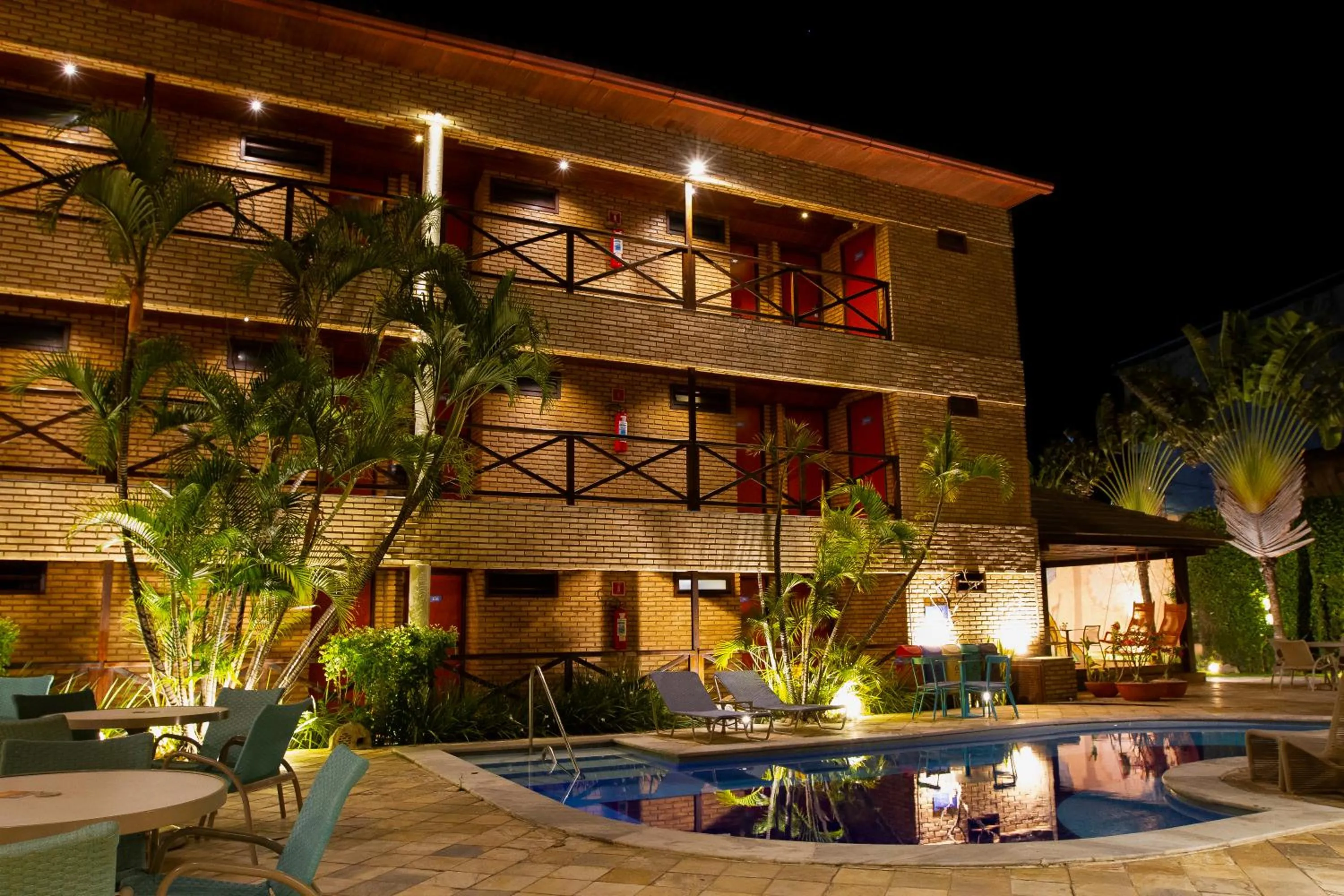 Swimming pool in Hotel Areias Belas