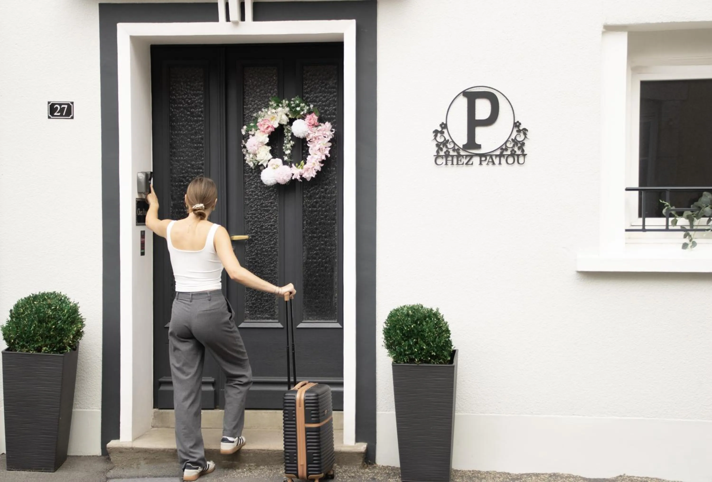 People in Chez Patou