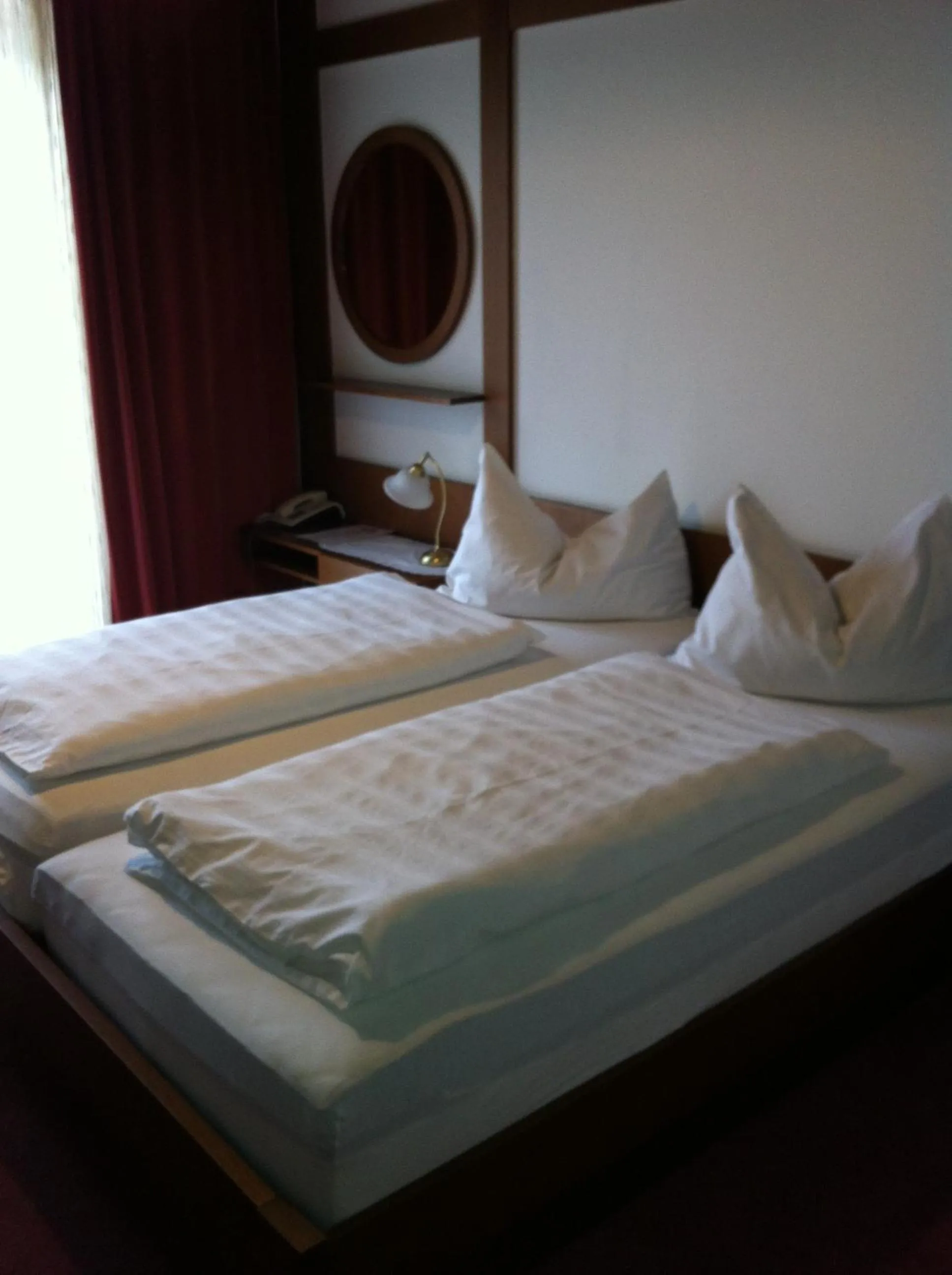 Bed in Gasthof Maurer "Frühstückspension"