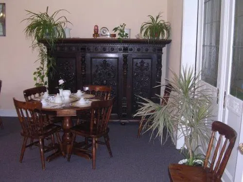 Dining area in Hotel-Pension Rheingold am Kurfürstendamm