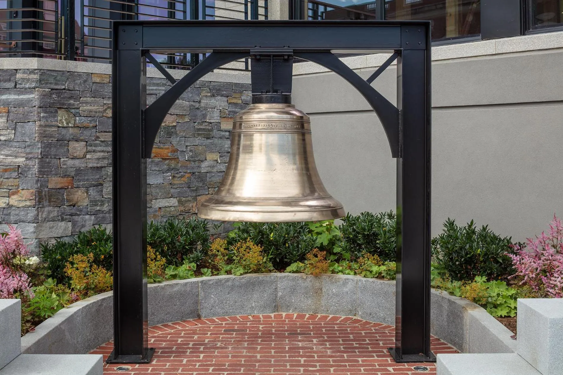 Property building in Hammetts Hotel