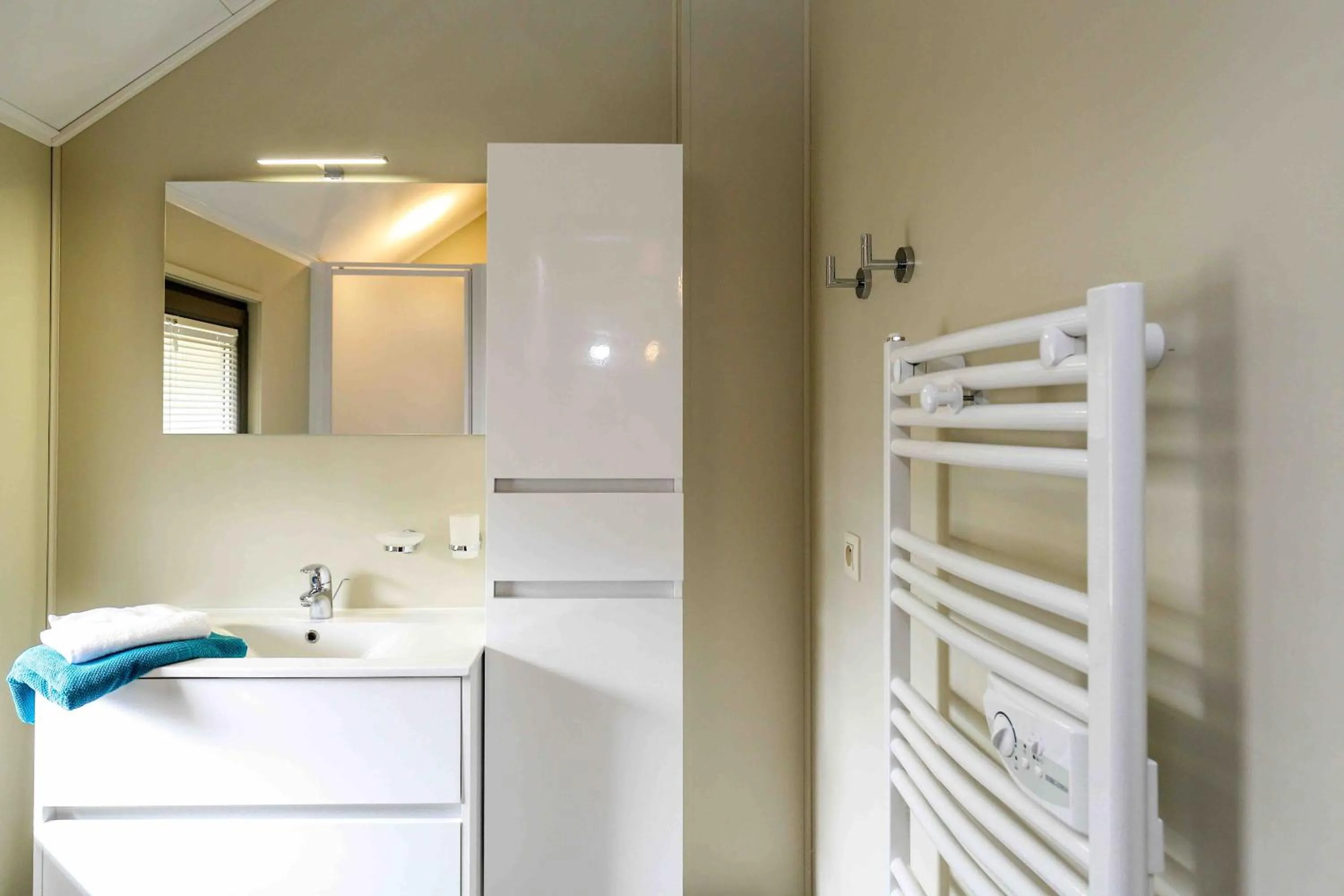 Bathroom in Golden Lakes Village Ardennes