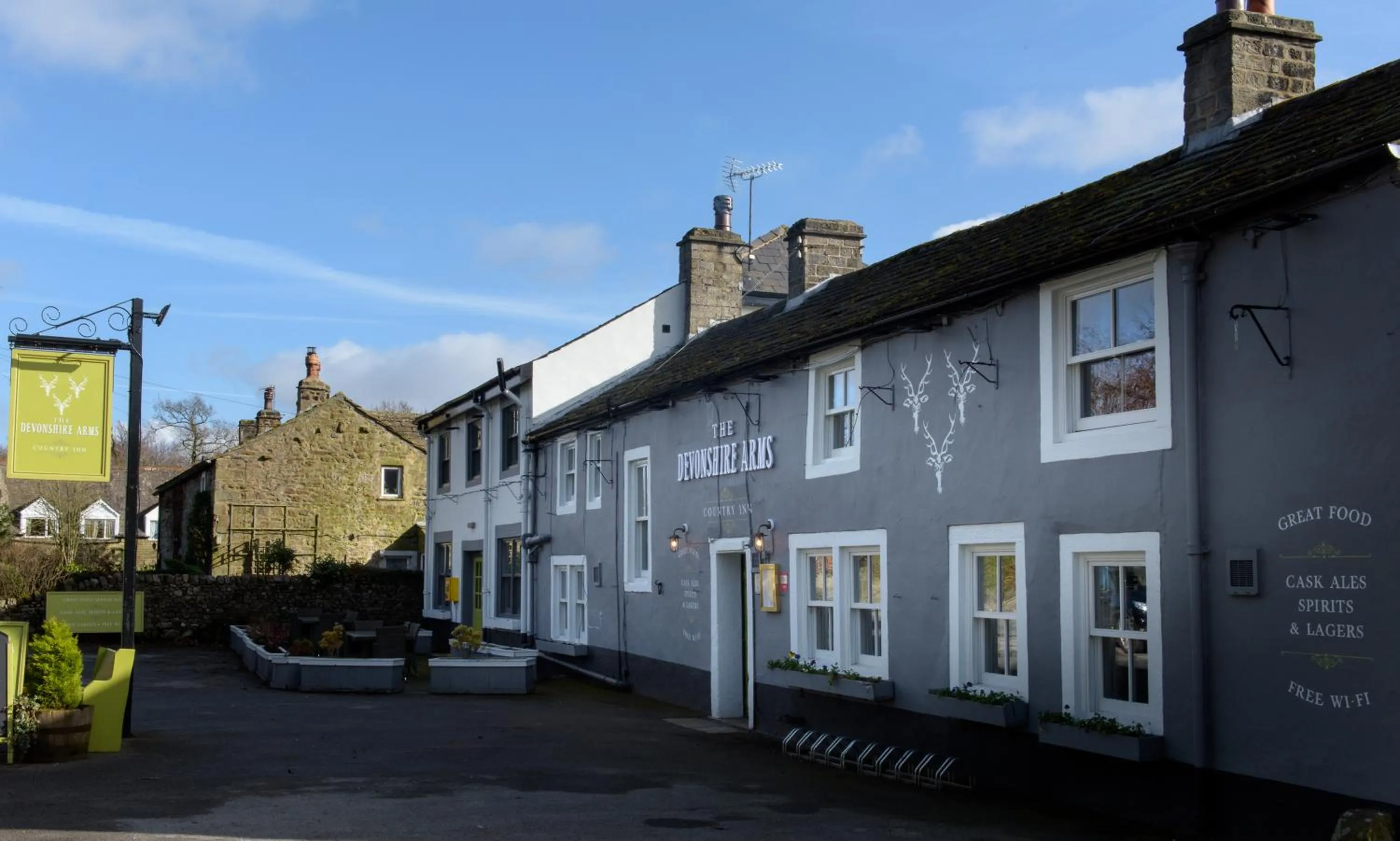 Property building in Devonshire Arms Inn