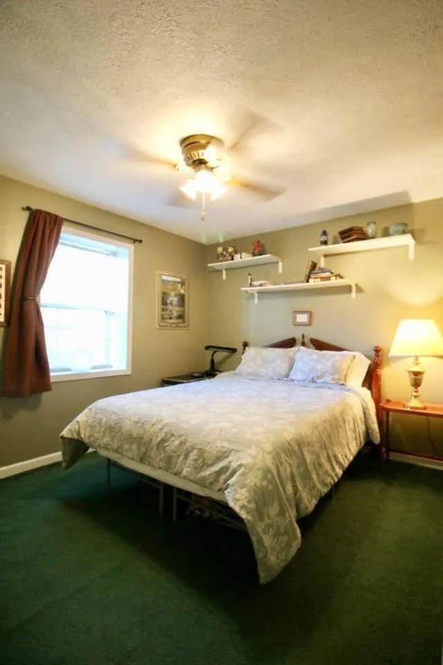 Bed in Hillbilly haven