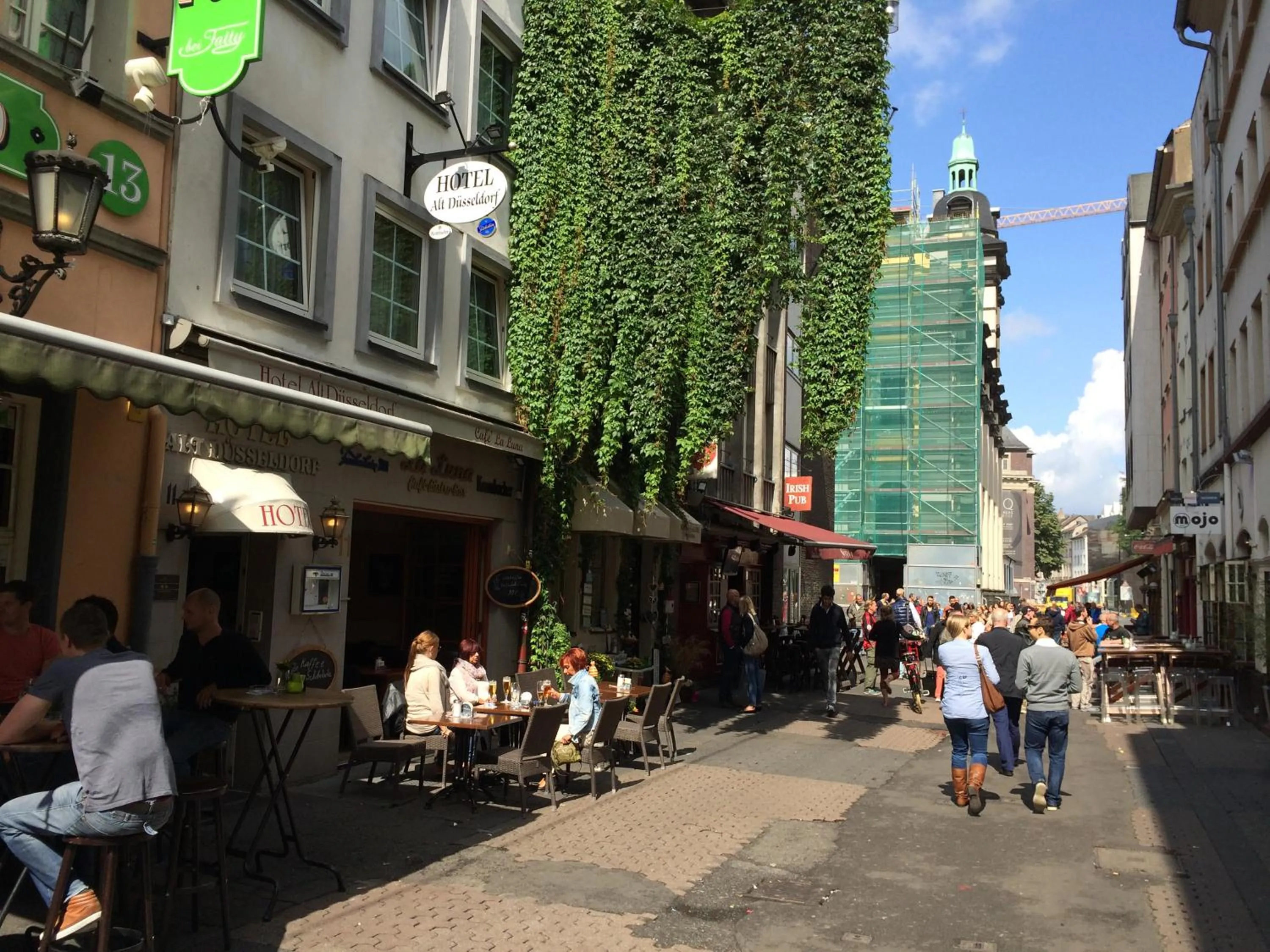 Property building in AltDüsseldorf