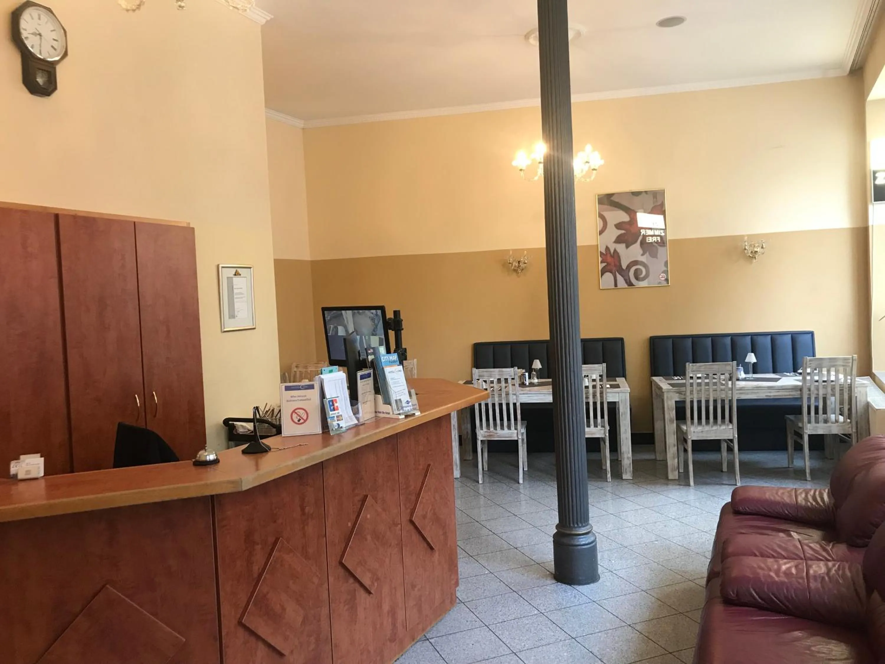 Lobby or reception in Hotel Zeil