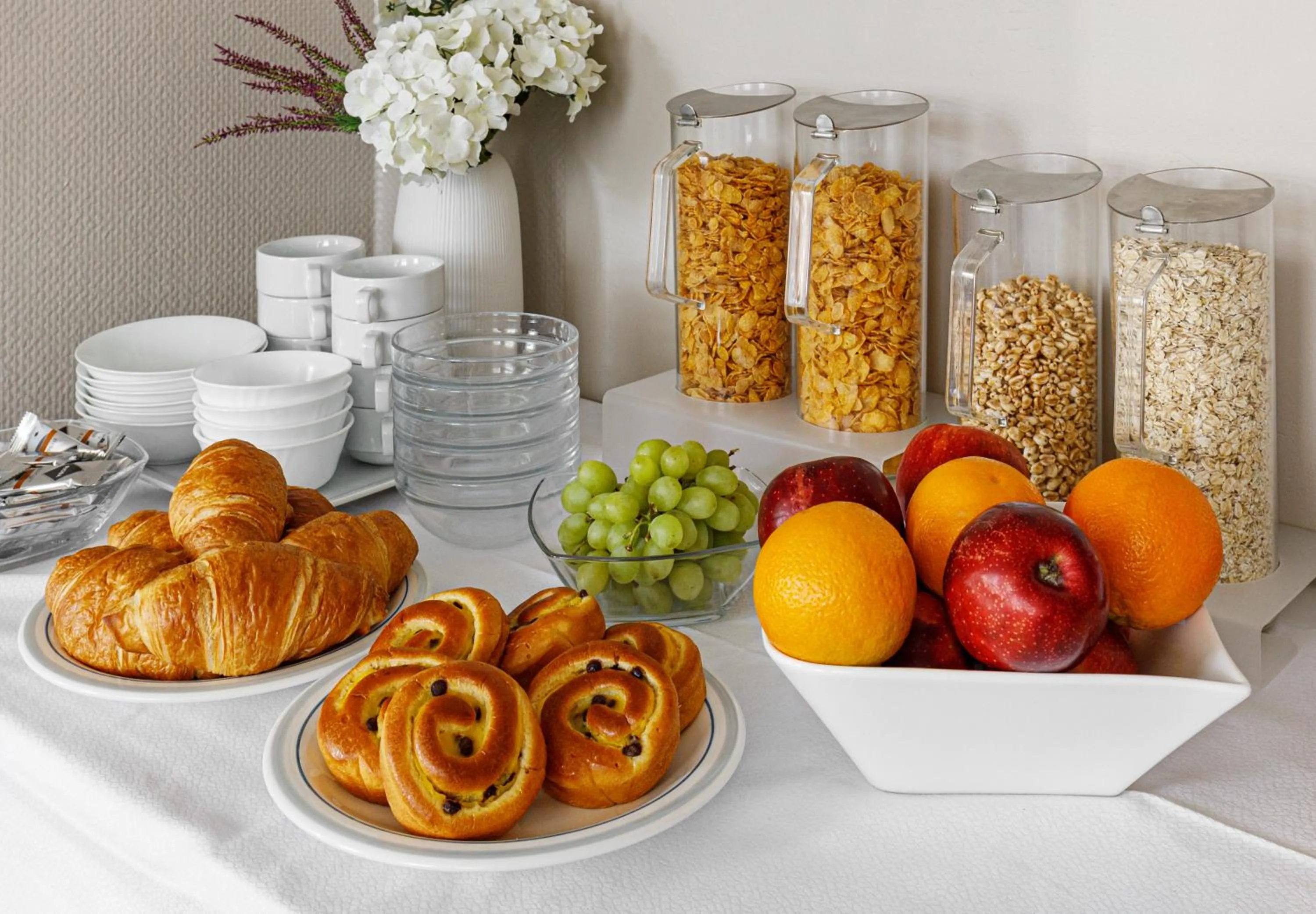 Food and drinks in Hotel Nova