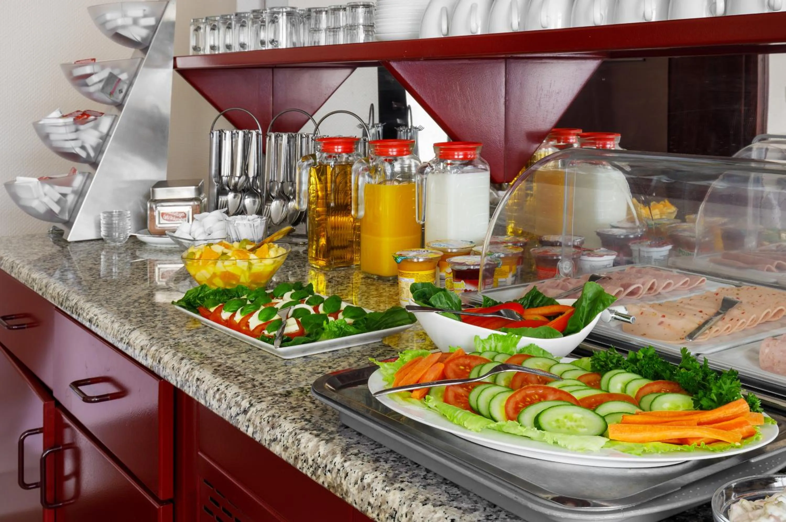 Food and drinks in Hotel Nova