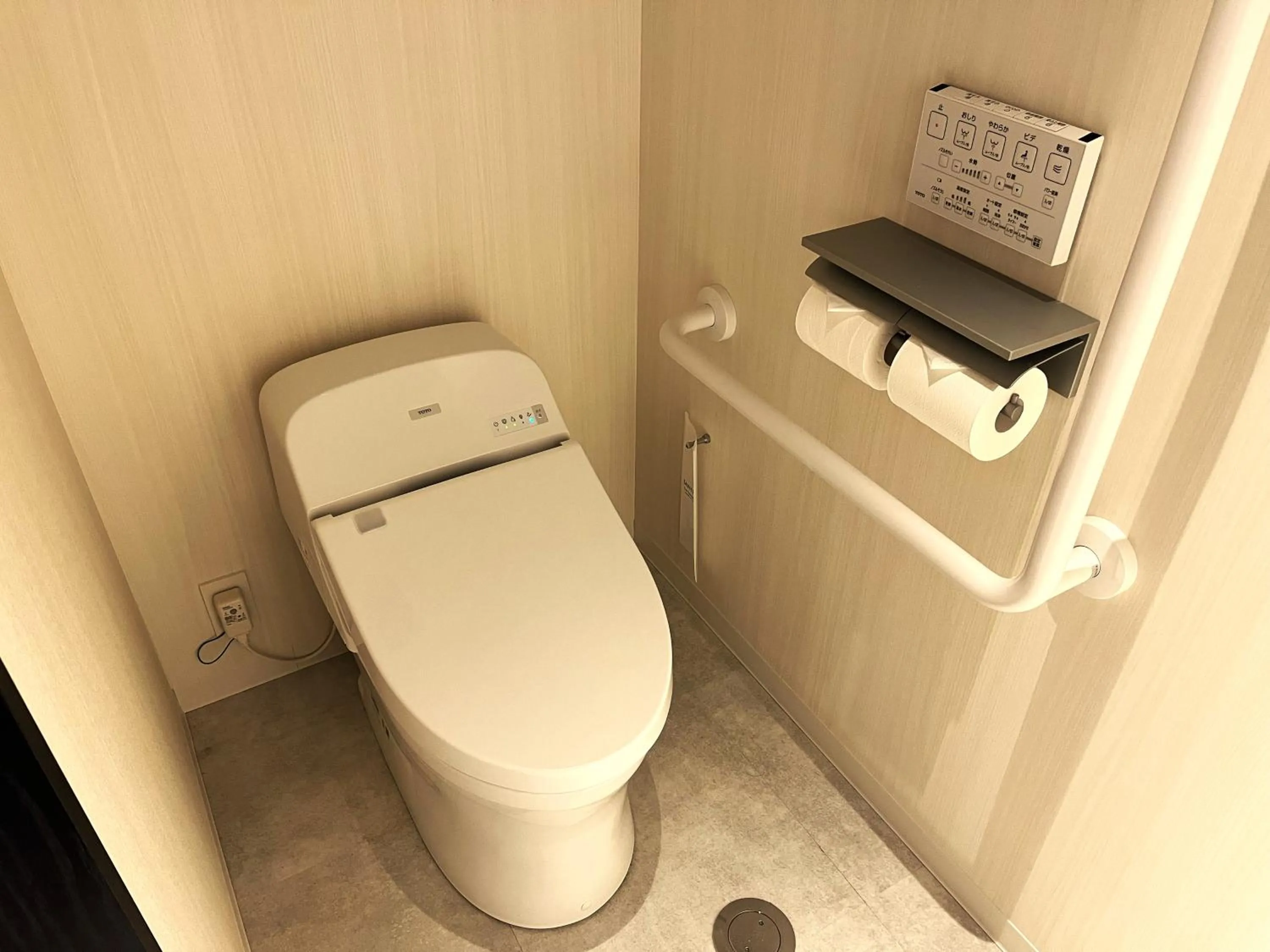 Toilet in THE Retreat
