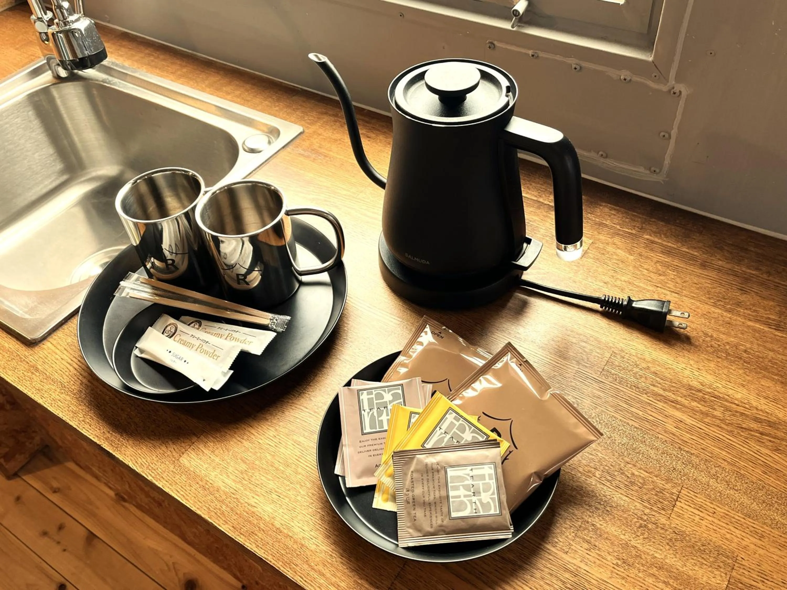 Coffee/tea facilities in THE Retreat