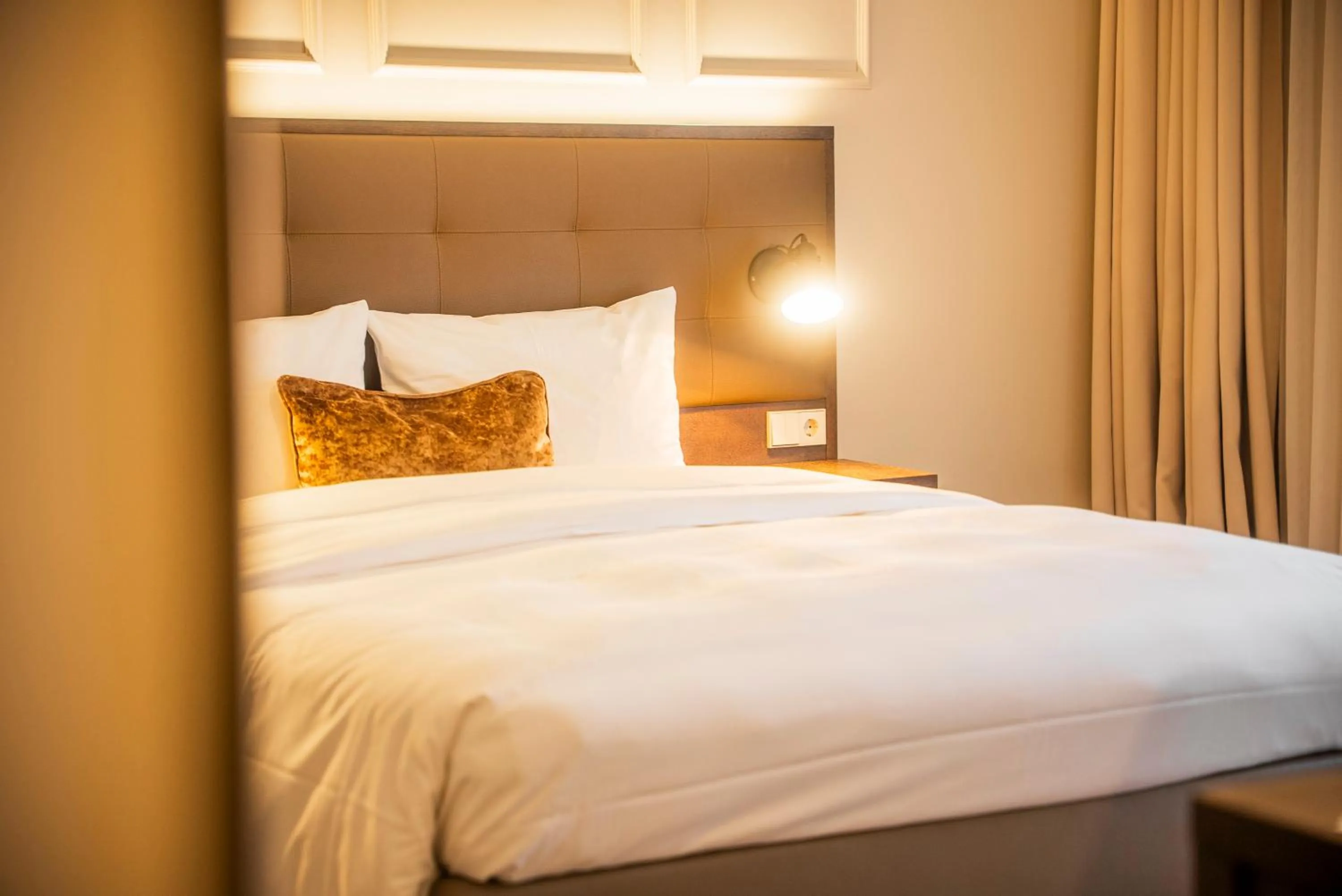 Bedroom, Bed in Parkhotel Kurhaus