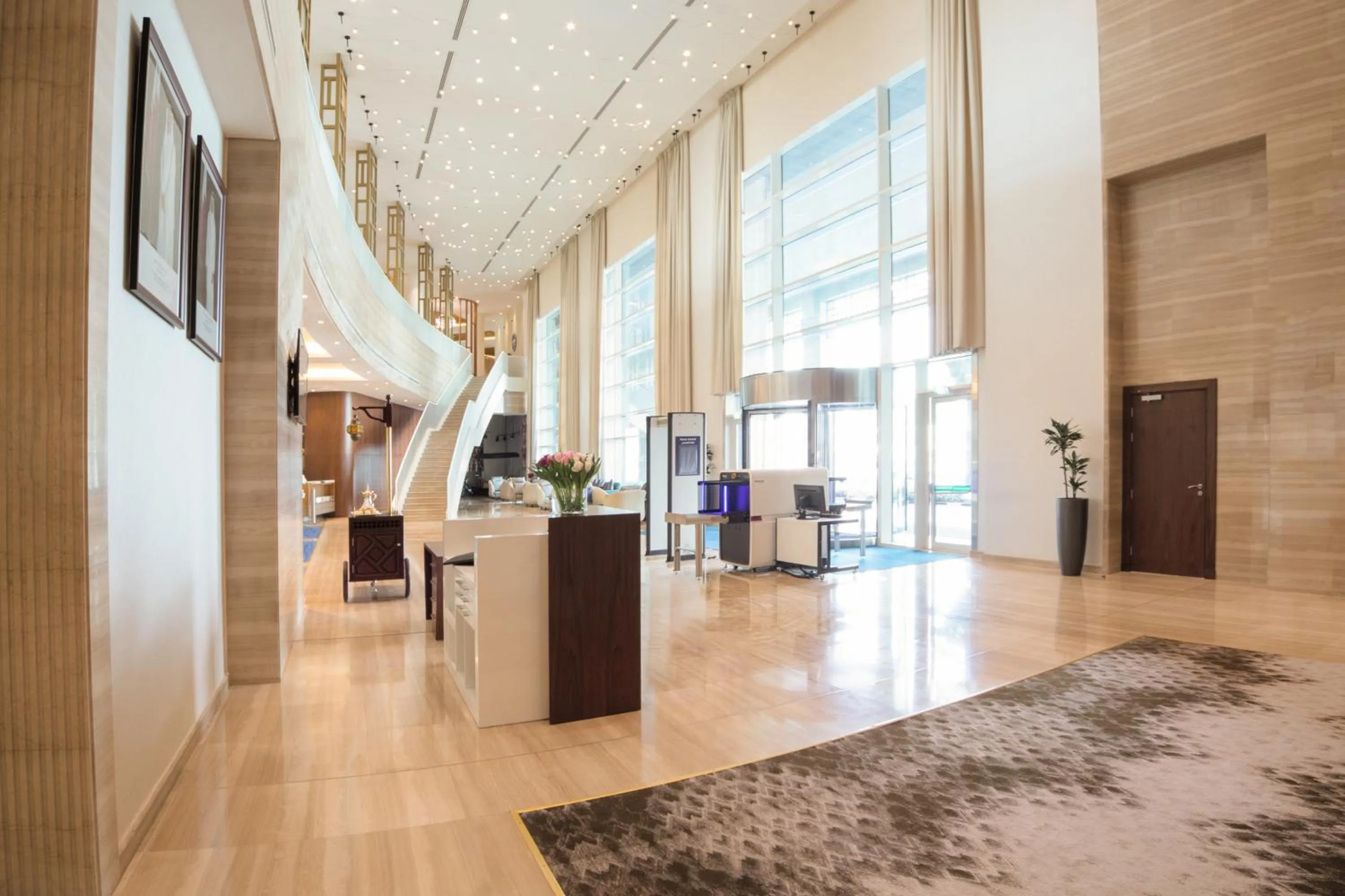 Lobby or reception in dusitD2 Salwa Doha