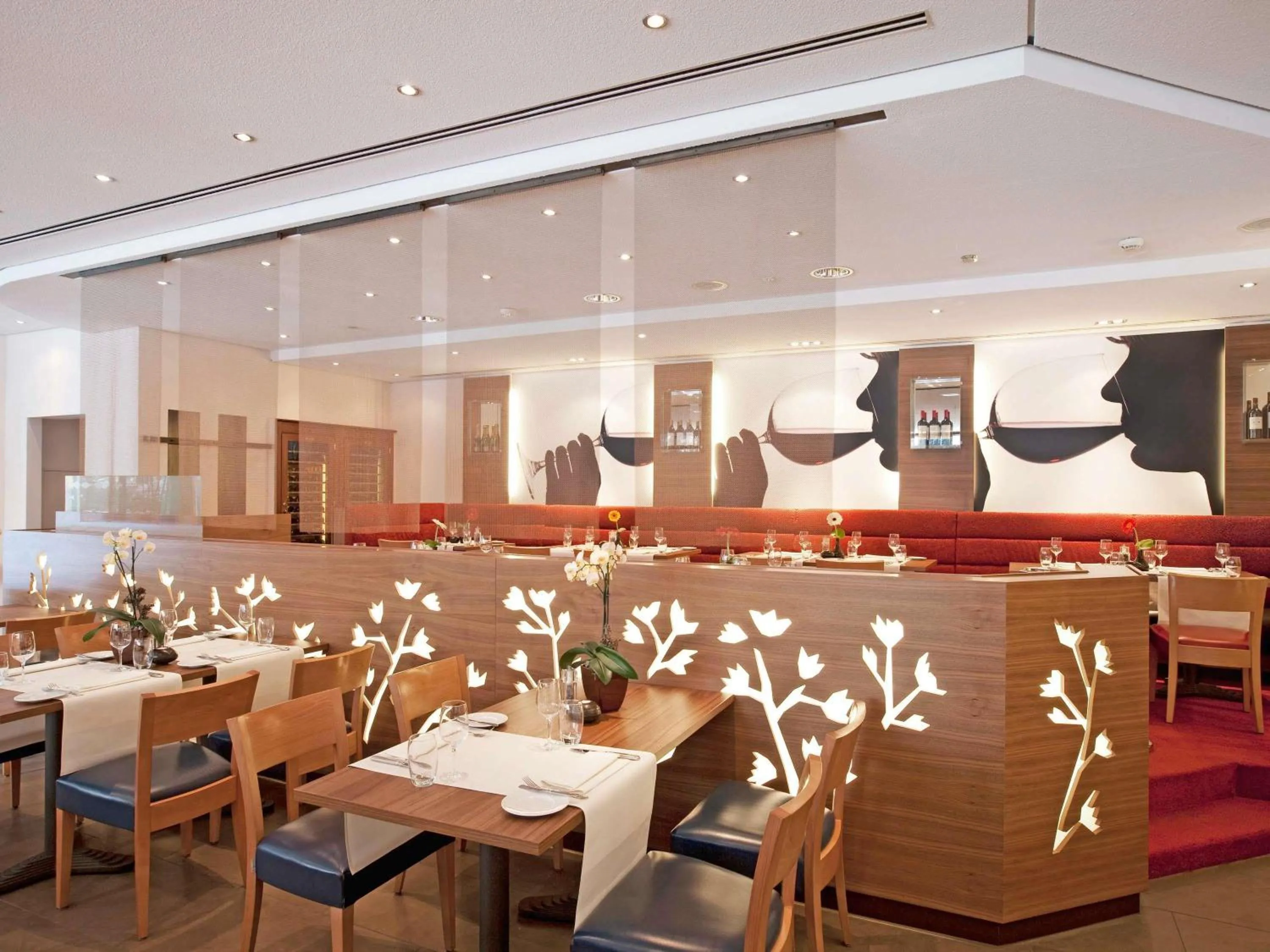 Restaurant/places to eat in Mövenpick Hotel Münster am Aasee