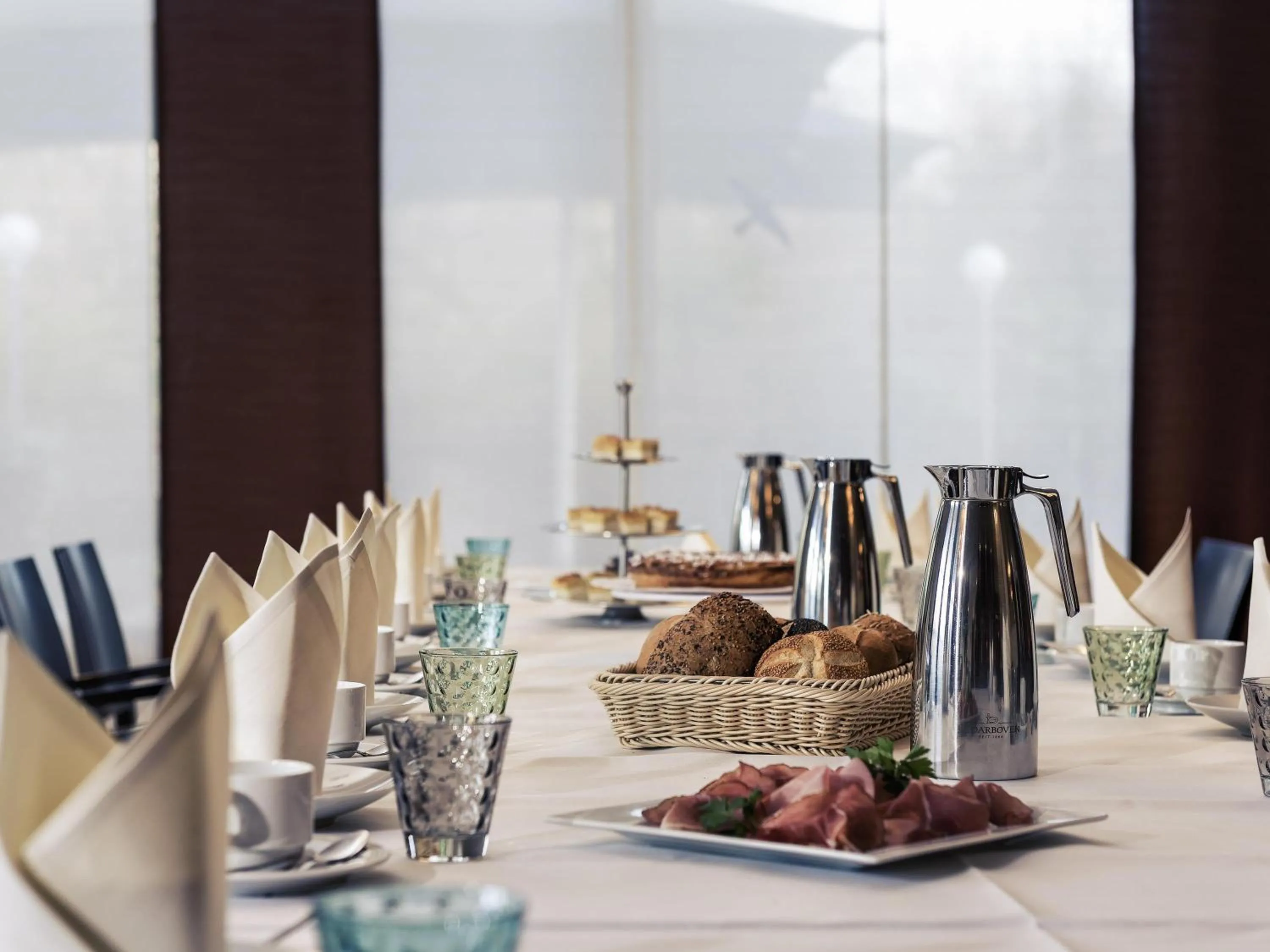 Restaurant/places to eat in Mercure Hotel Düsseldorf Neuss