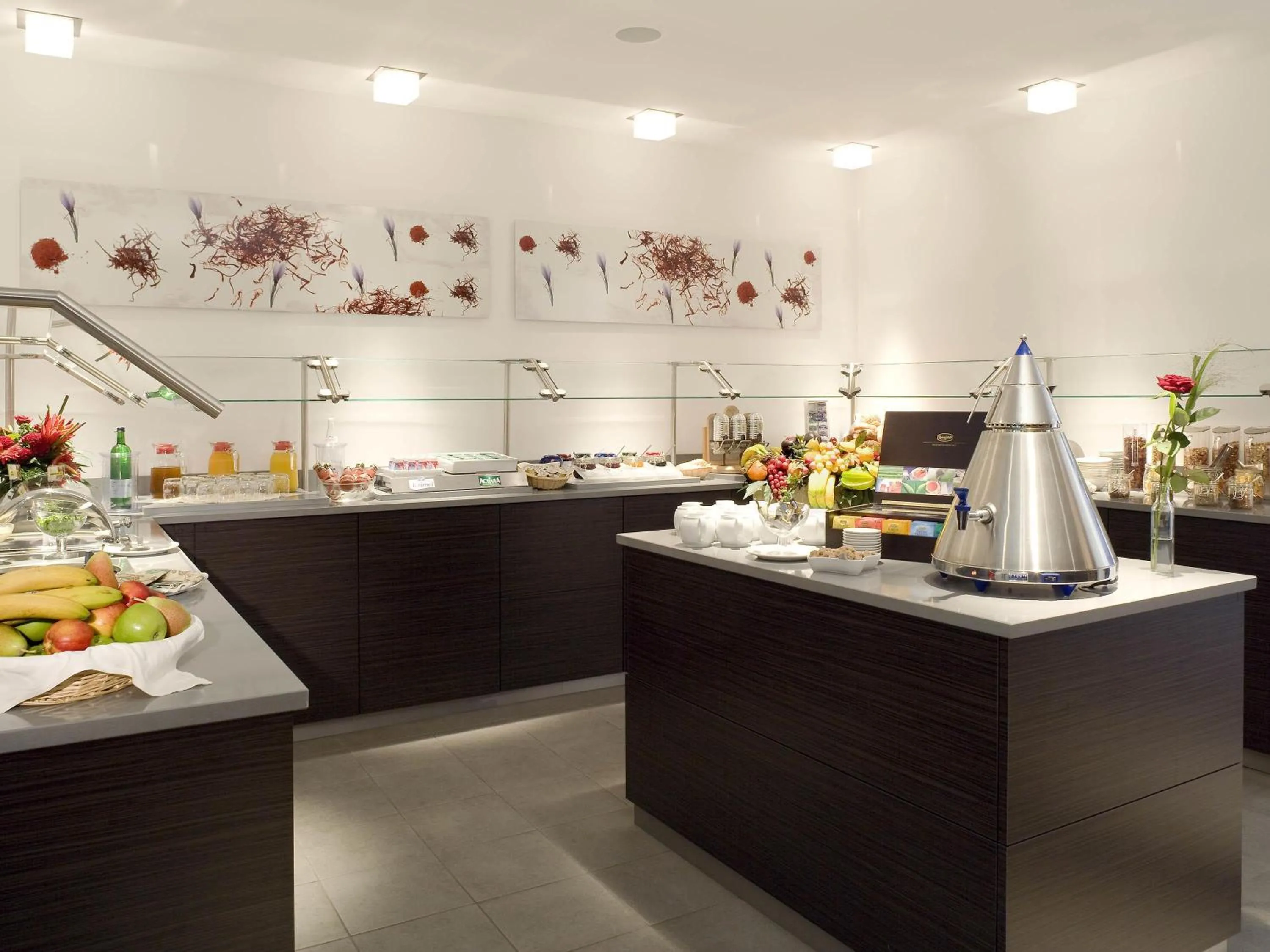 Restaurant/places to eat in Mercure Hotel Düsseldorf Neuss