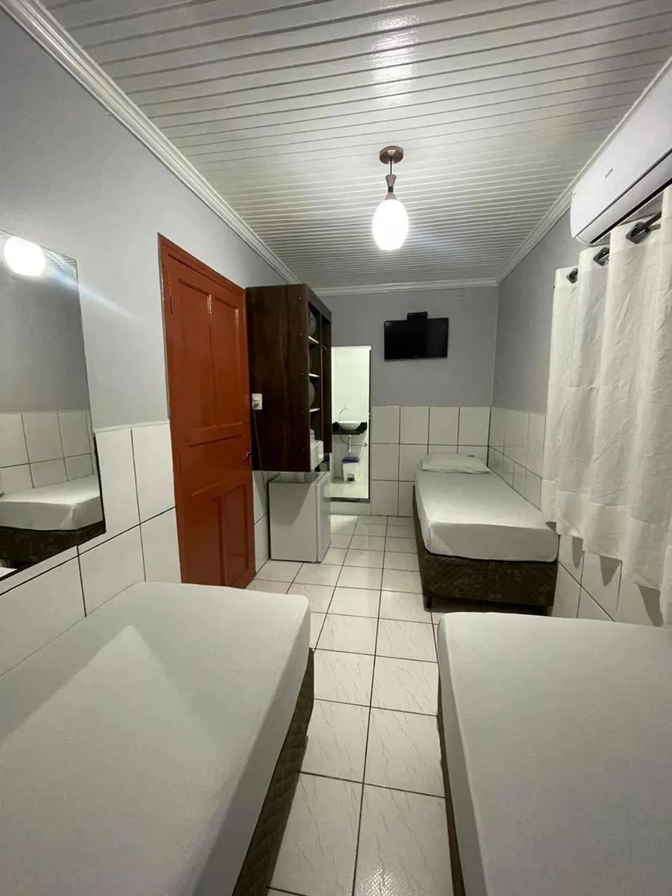 Bed in Hotel Diamantina Av Brigadeiro Bela Vista SP