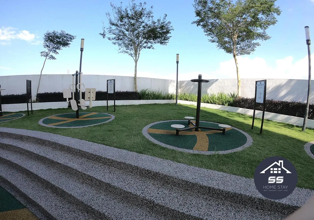 Children play ground in KULAI HOME STAY @IOI MALL/JPO/AEON/SENAI AIRPORT