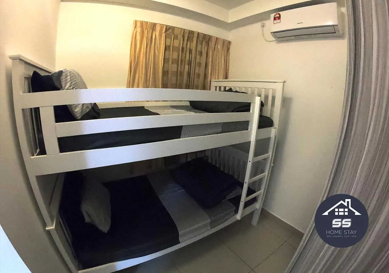 bunk bed, Bed in KULAI HOME STAY @IOI MALL/JPO/AEON/SENAI AIRPORT