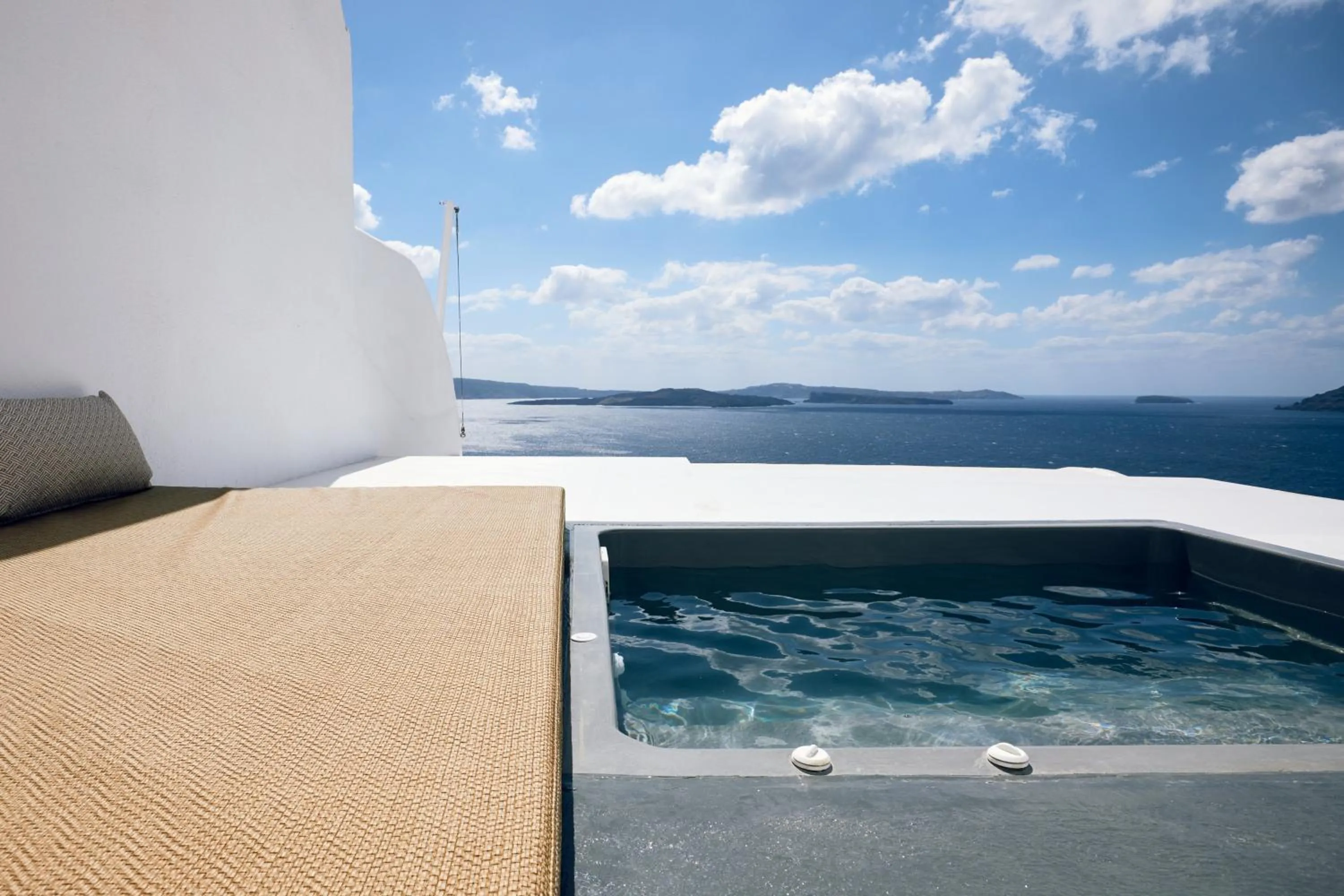 Day in Allure Breeze Suites