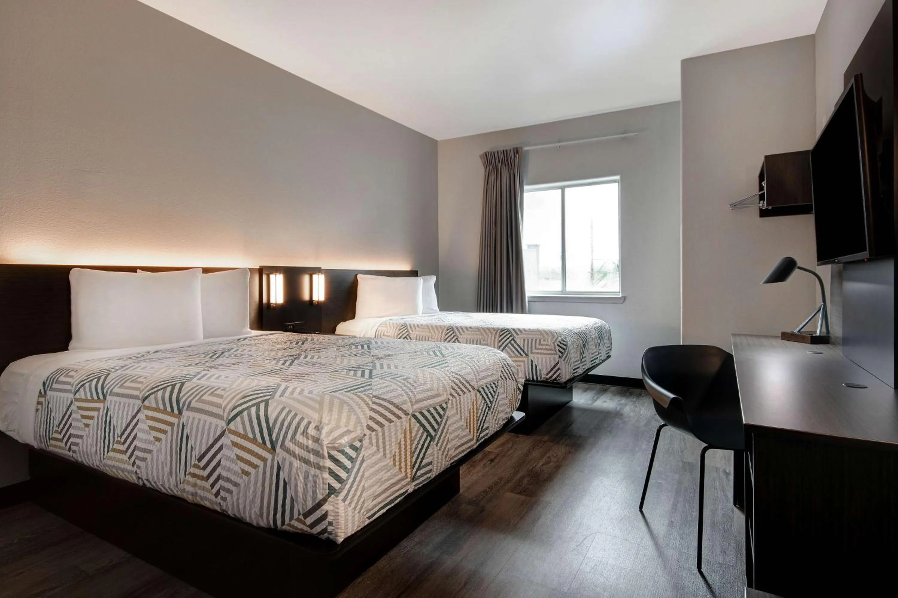 Bedroom, Bed in Motel 6-Pharr, TX