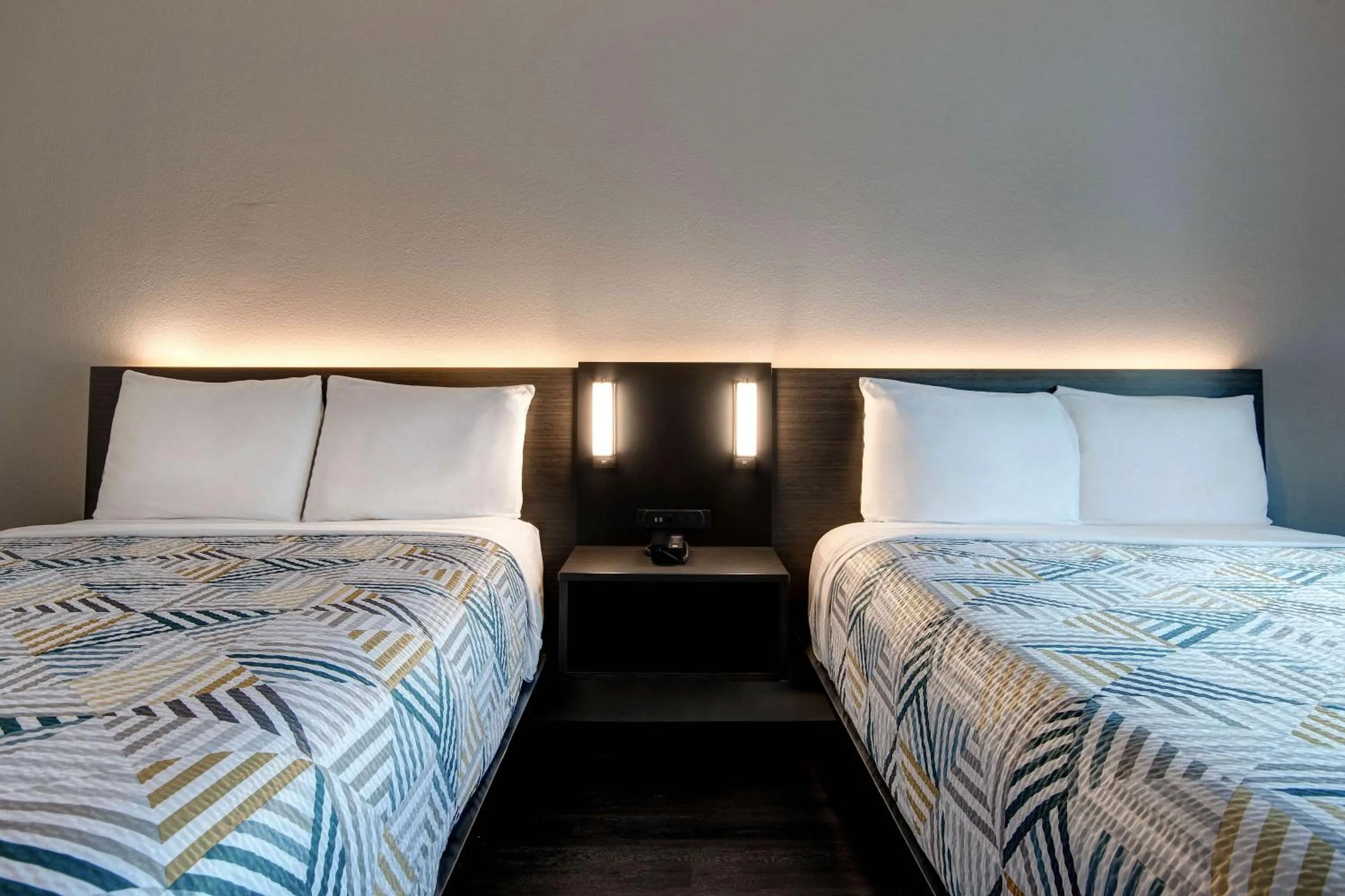 Bedroom, Bed in Motel 6-Pharr, TX