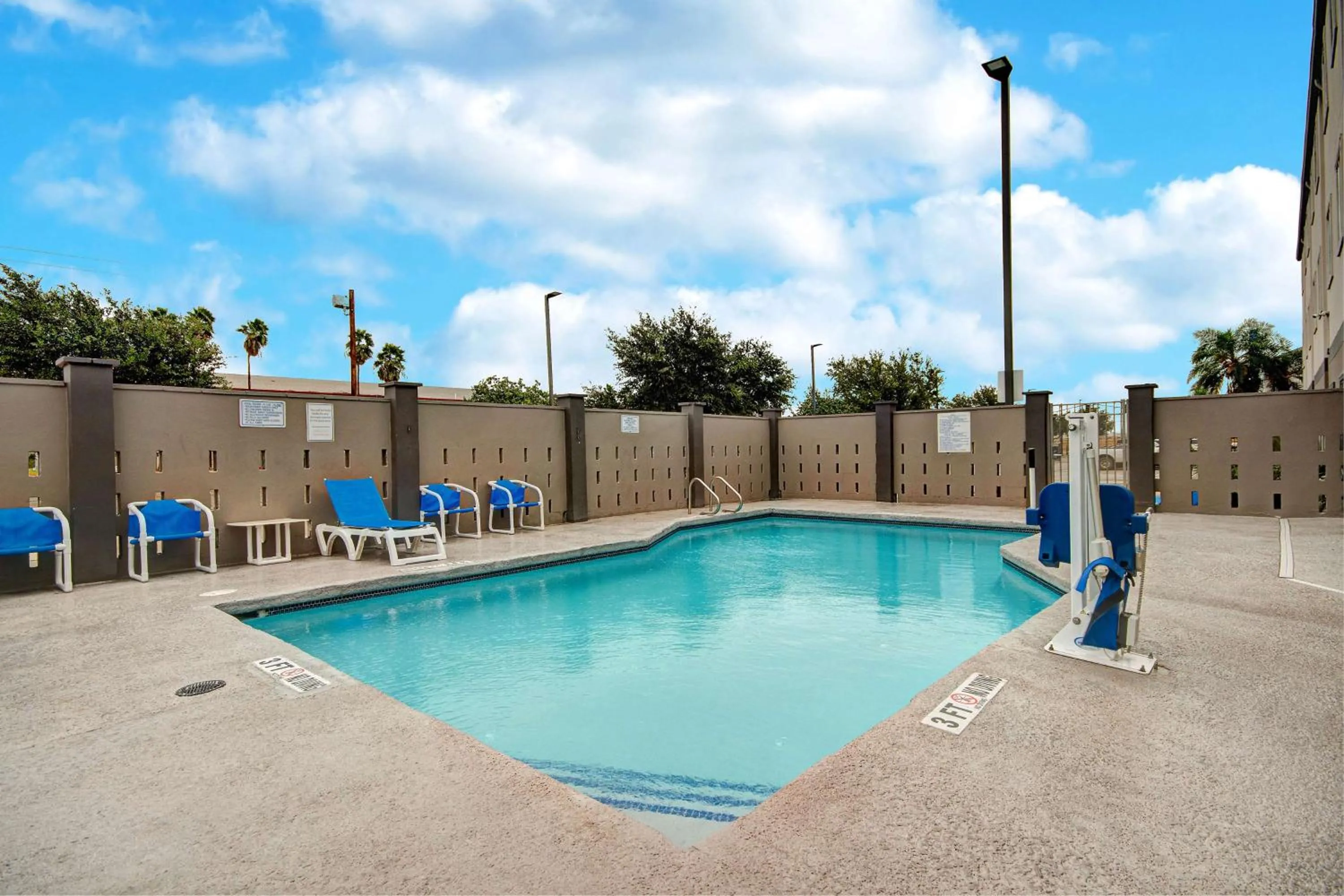 Pool view in Motel 6-Pharr, TX