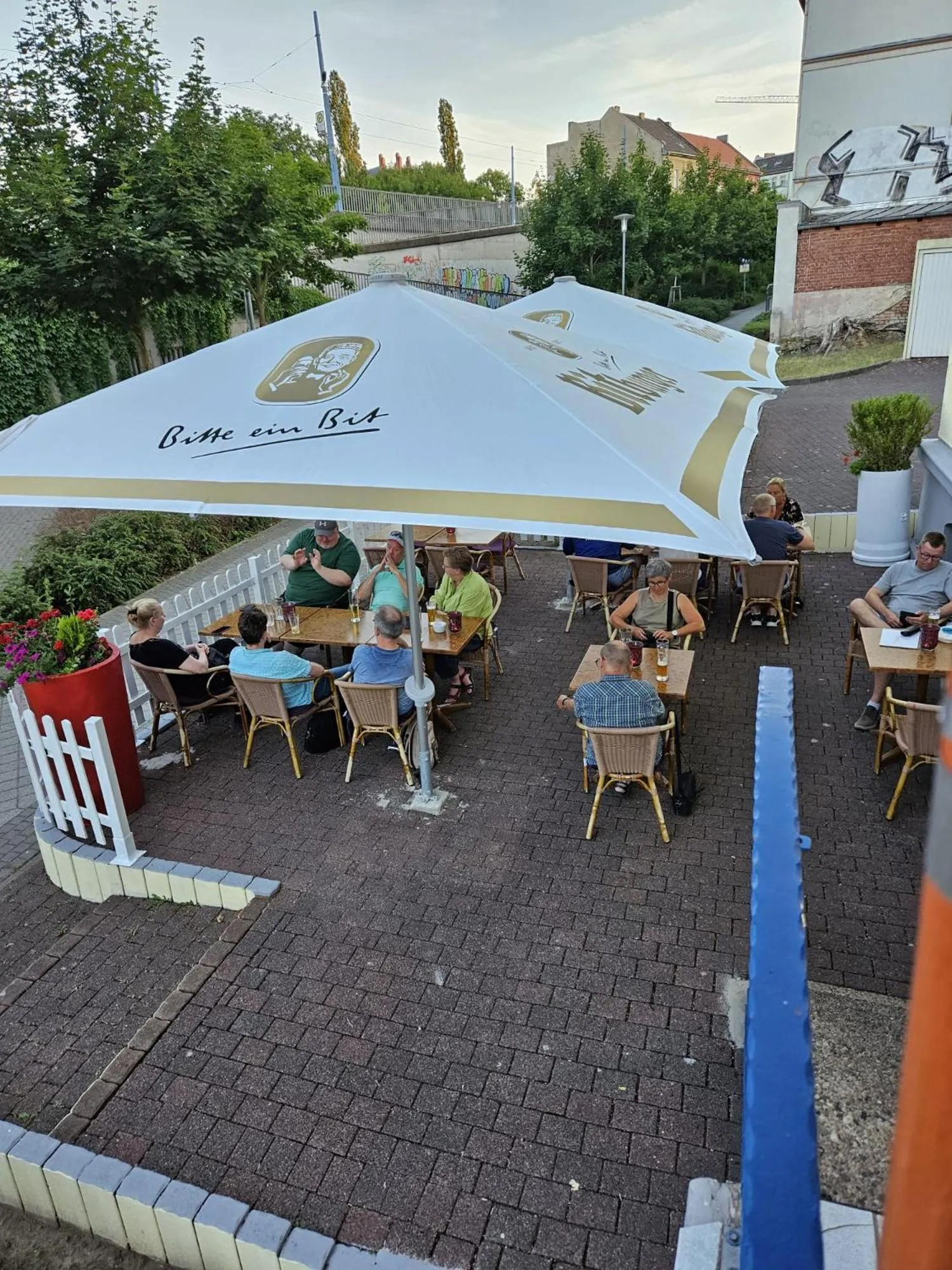 Restaurant/places to eat in Hotel Altberesinchen