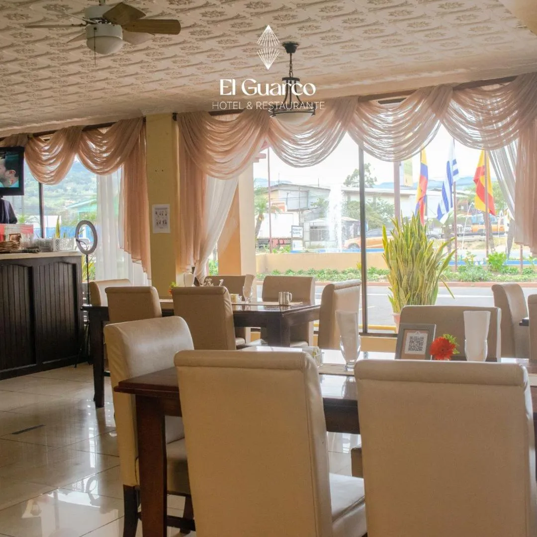 Lounge or bar in Hotel y Restaurante El Guarco