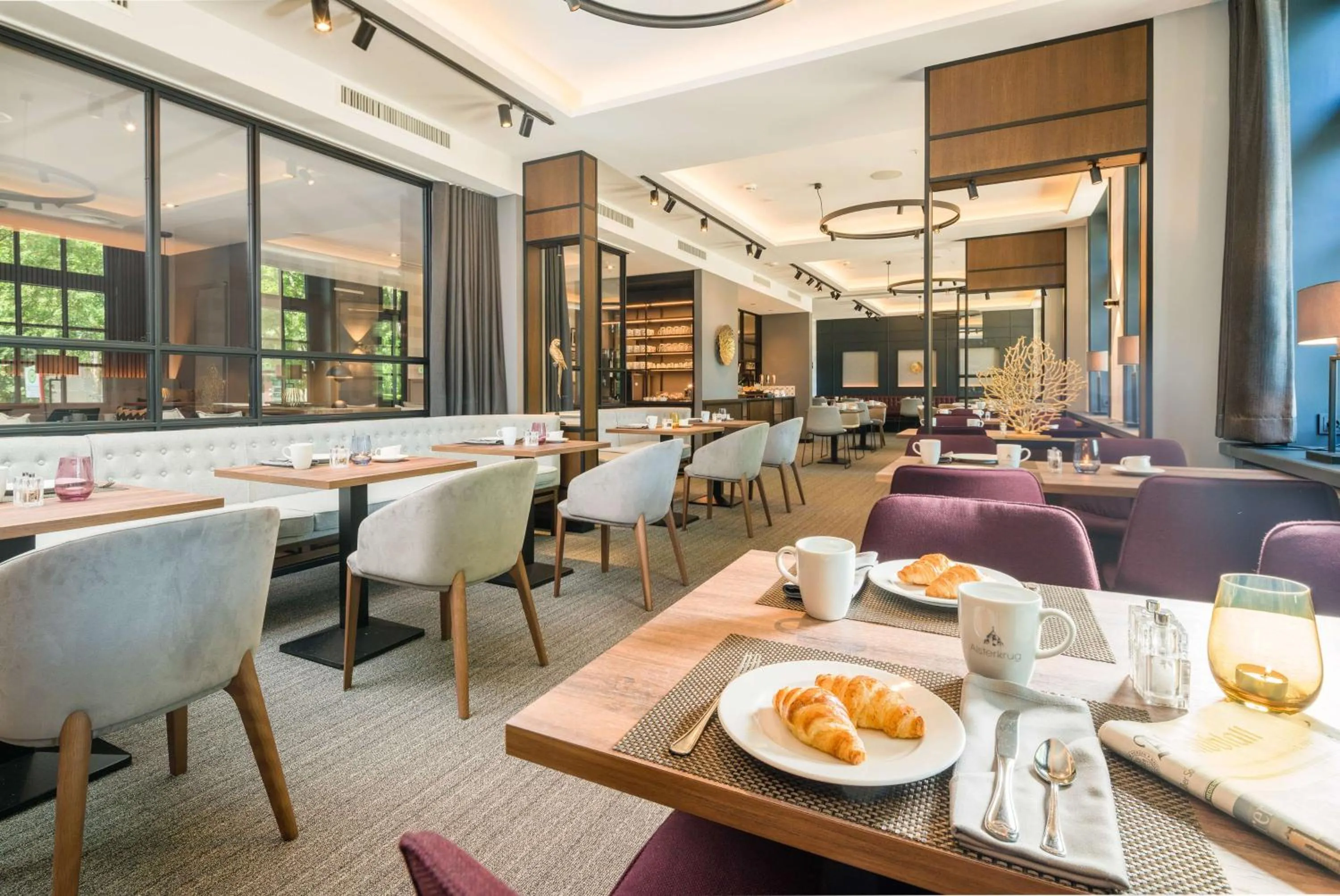 Food and drinks in Best Western Premier Alsterkrug Hotel