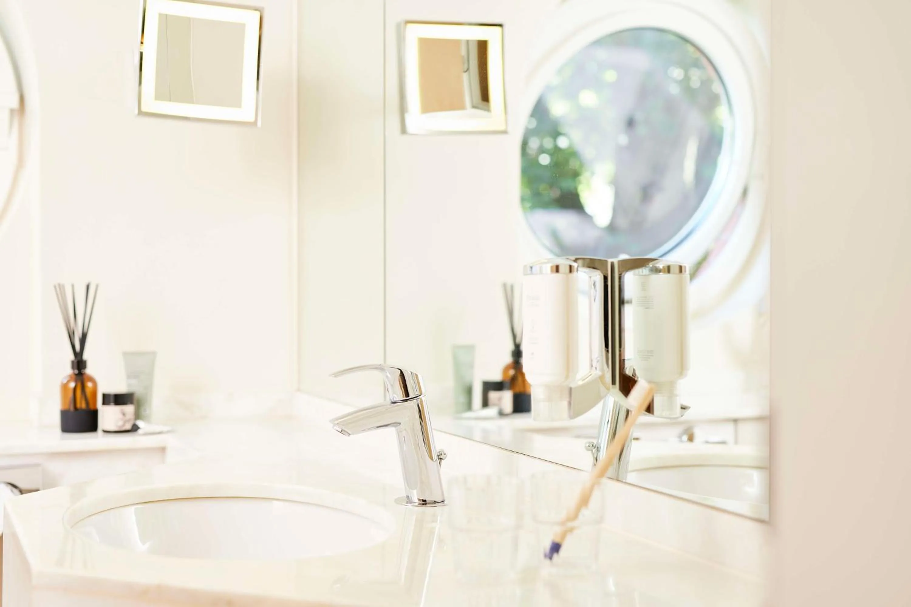 Bathroom in Best Western Premier Alsterkrug Hotel