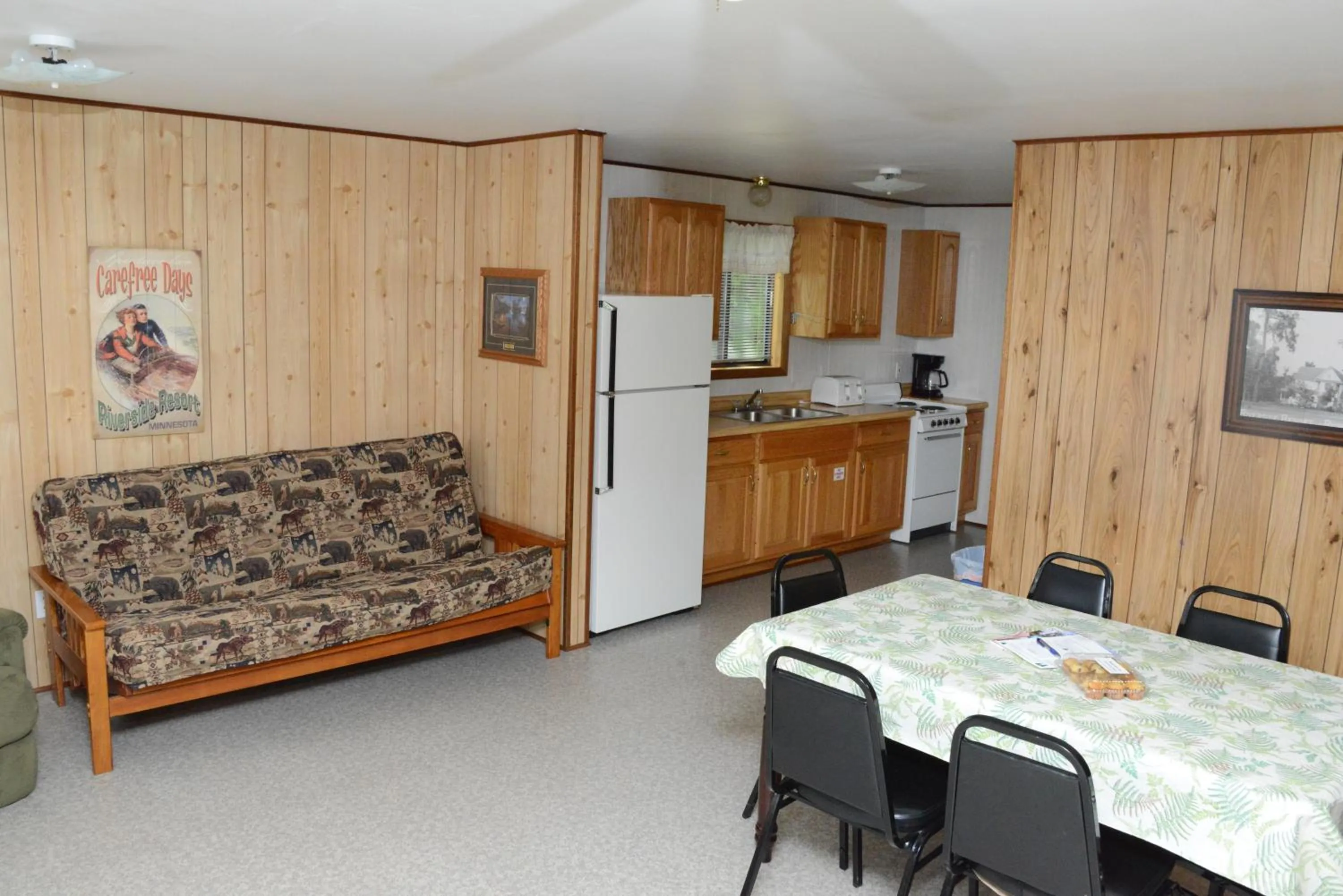 Kitchen or kitchenette in Riverside Resort