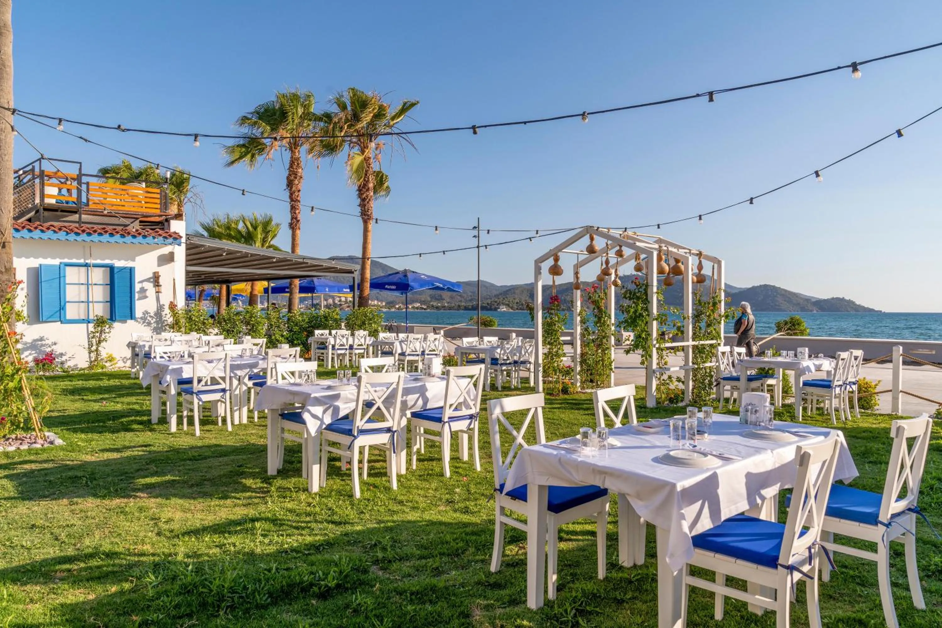 Restaurant/places to eat in Uras Beach Hotel