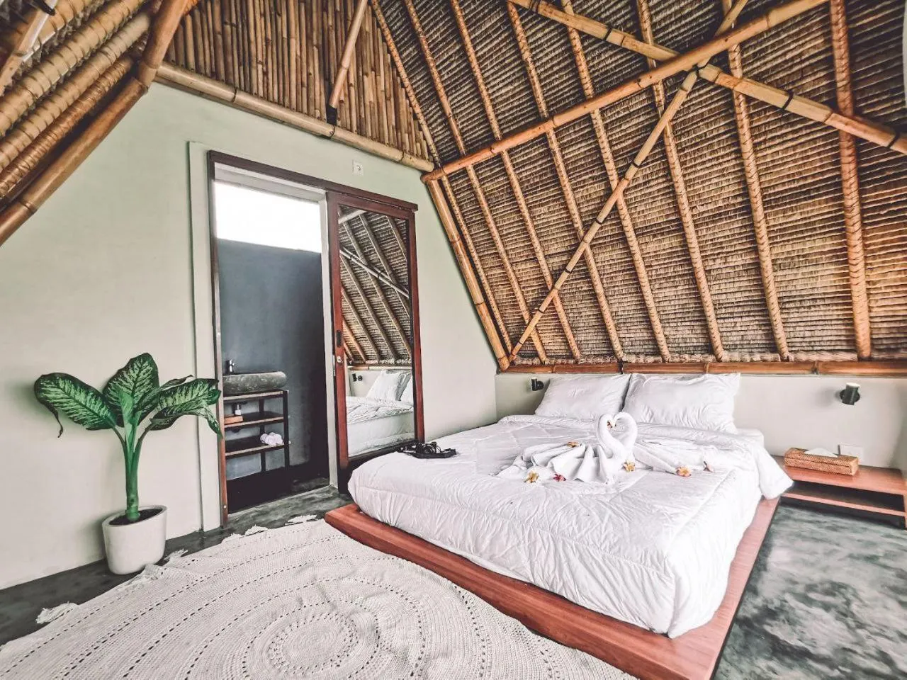 Bed in Capila Villa Bali