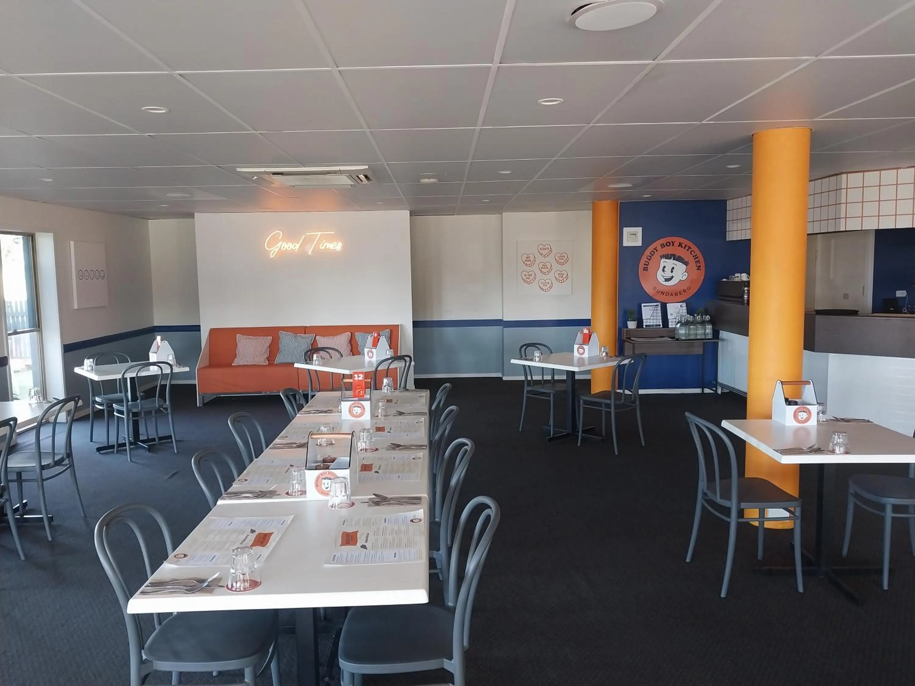 Restaurant/places to eat in Sugar Country Motor Inn