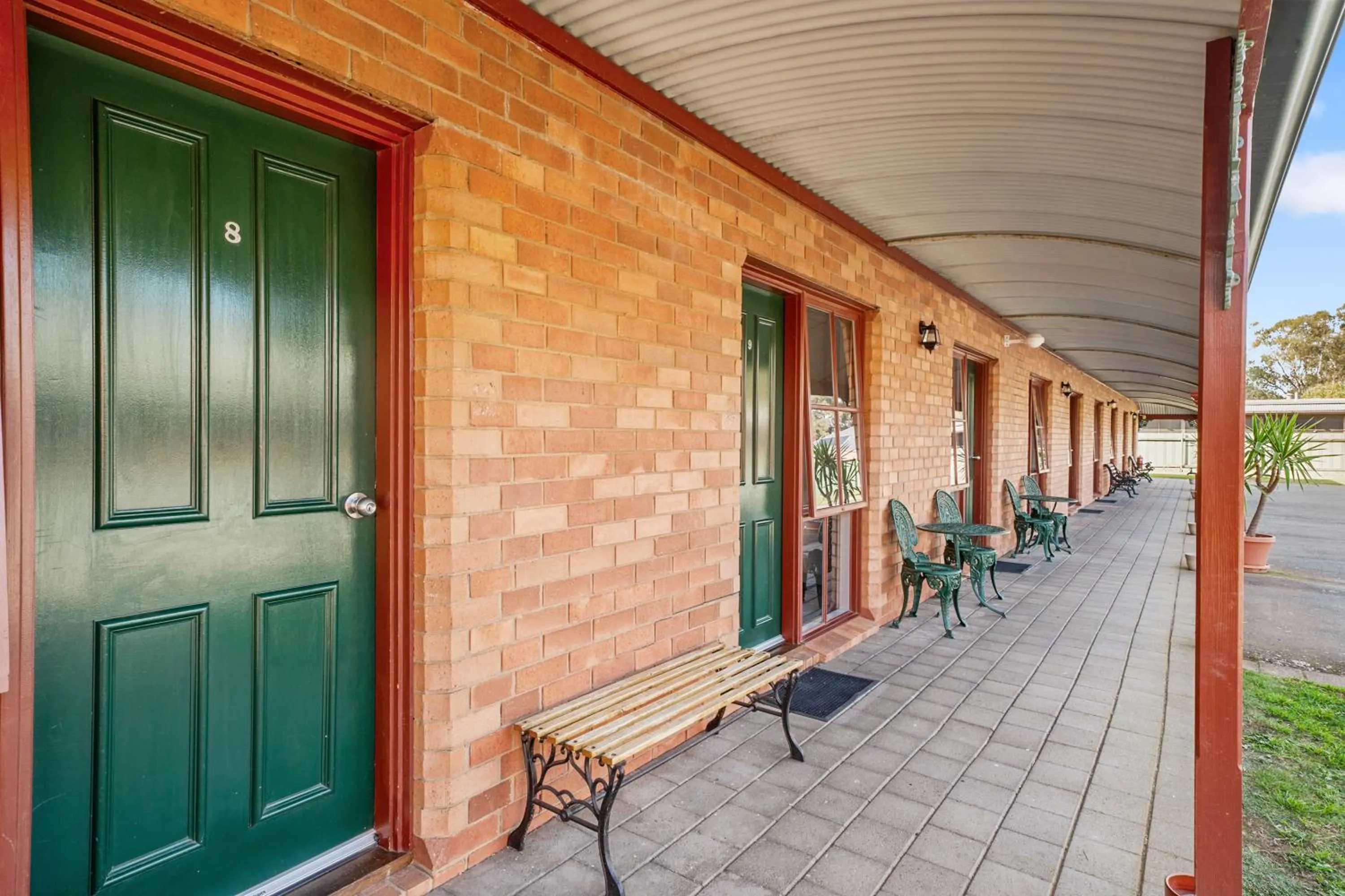 Property building in Centre Town Motel