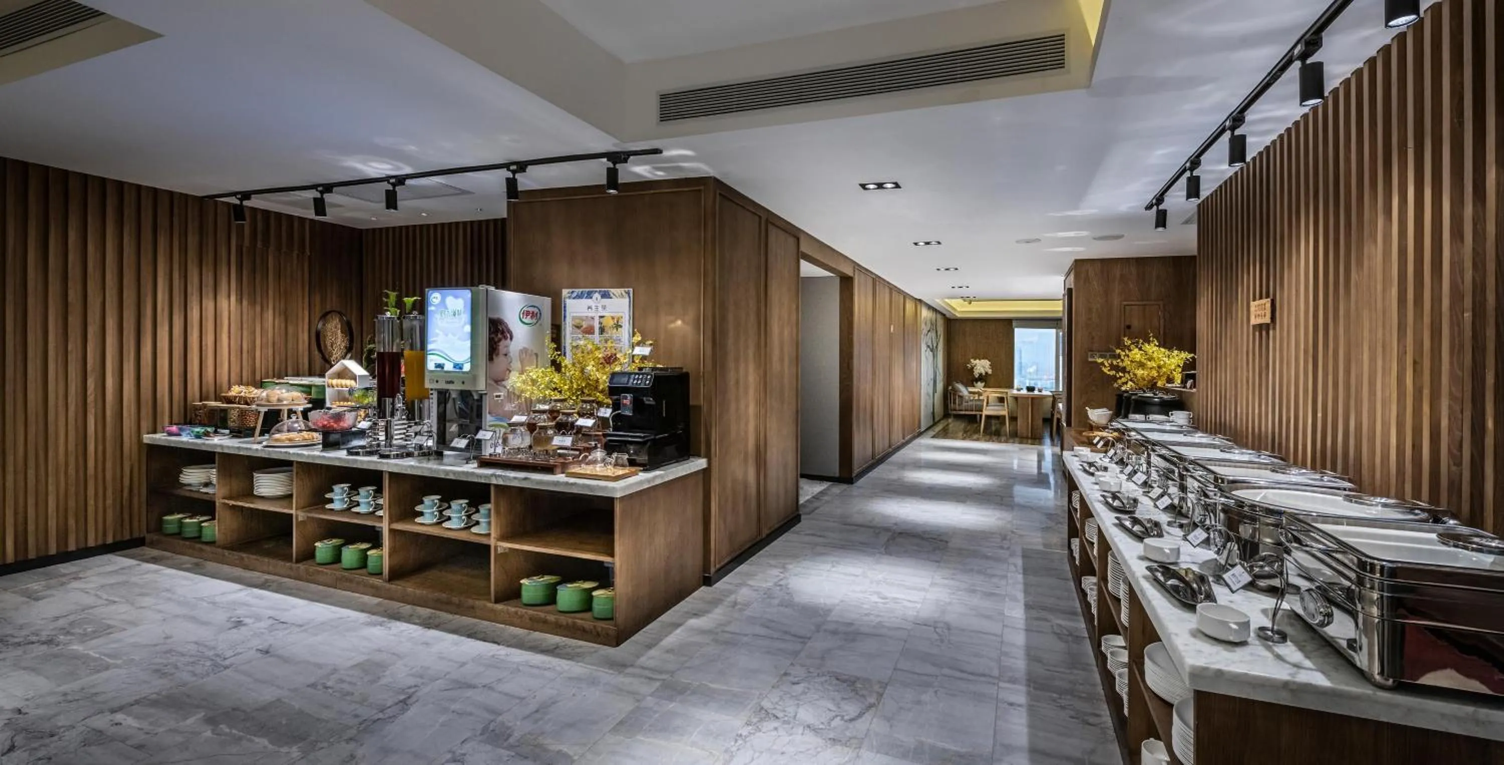 Restaurant/places to eat in True Go S Hotel - Shenzhen Convention and Exhibition Center Union Square Branch