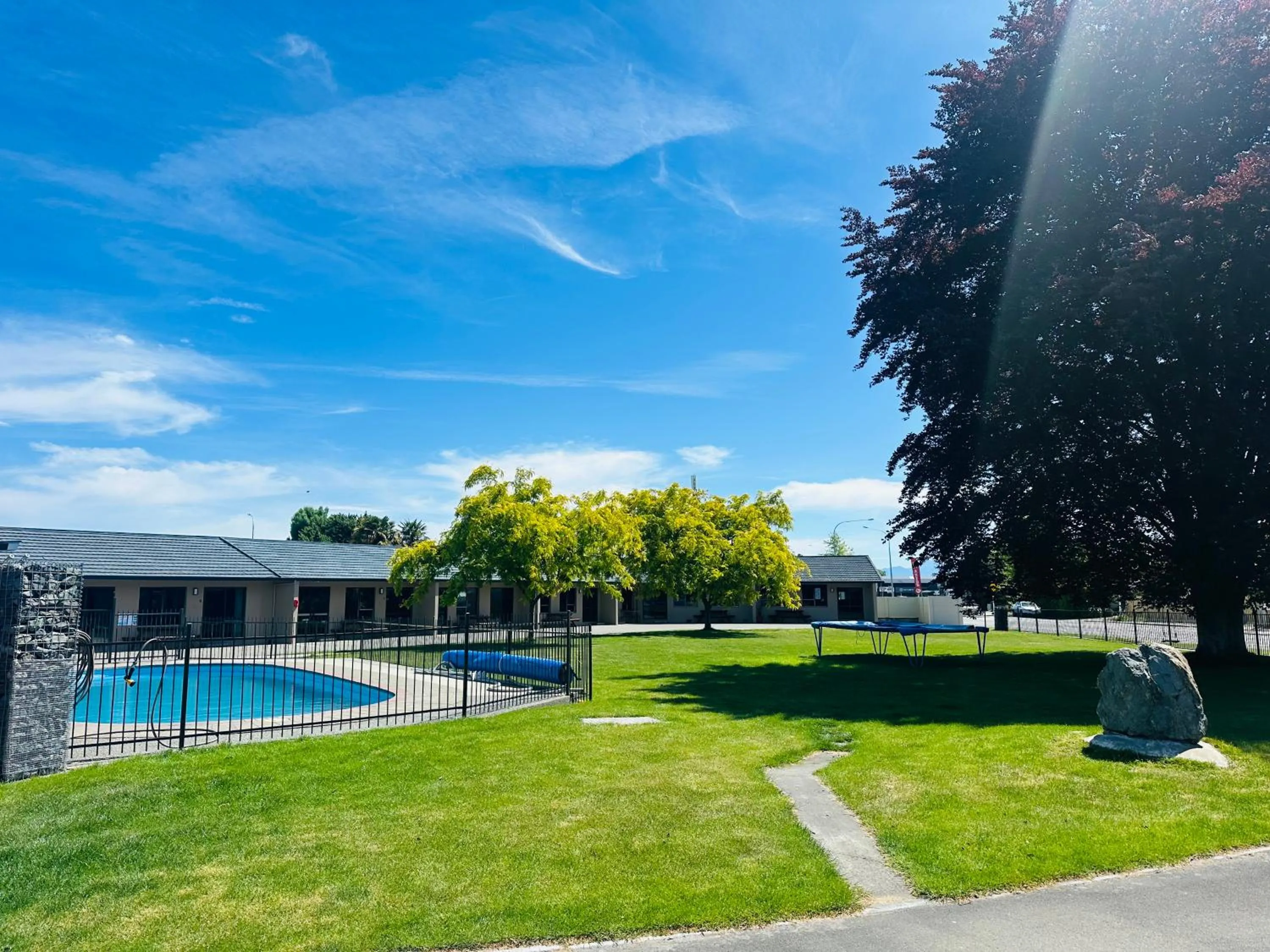Garden in Cherylea Motel