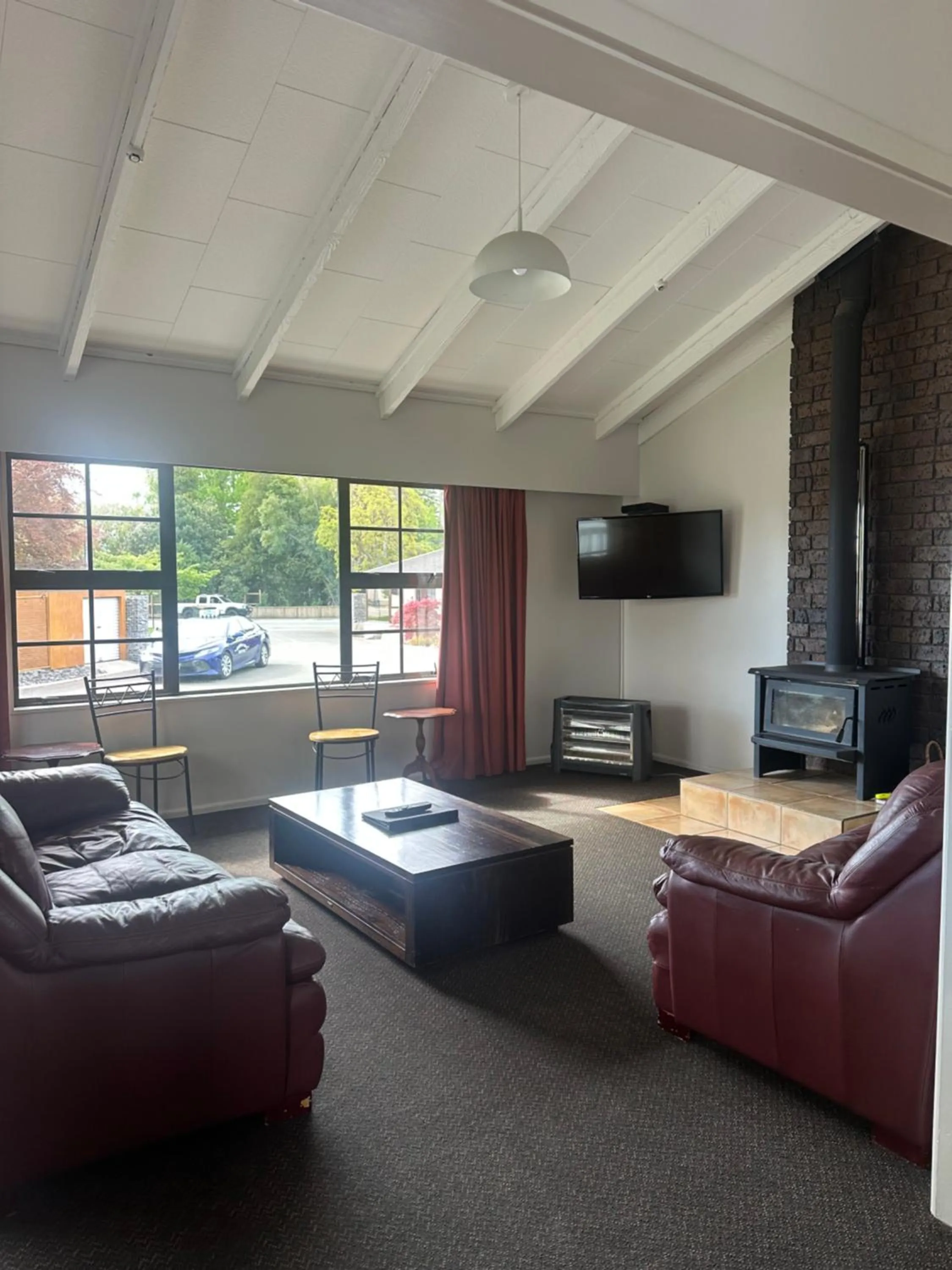 Lounge or bar in Cherylea Motel