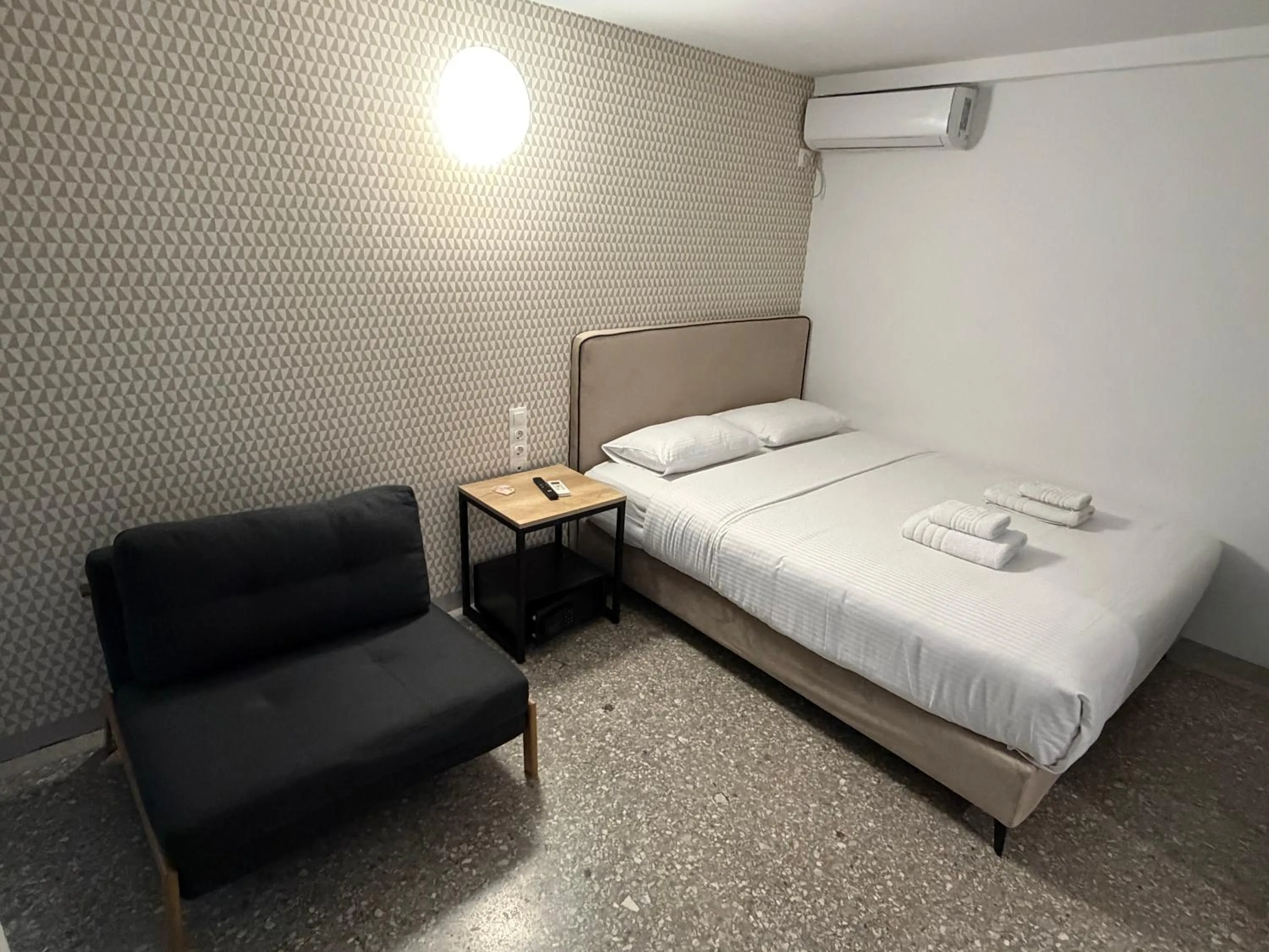 Bedroom, Bed in athensdot