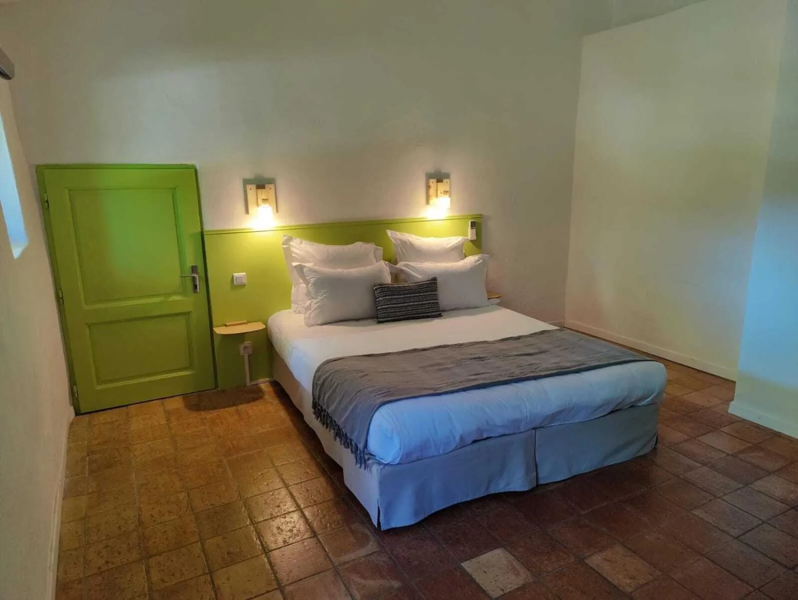 Bedroom, Bed in Le Mas des Laurels