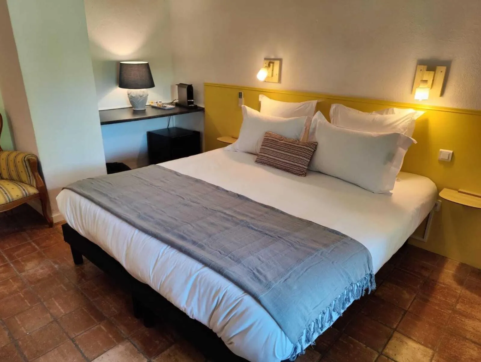 Bedroom, Bed in Le Mas des Laurels