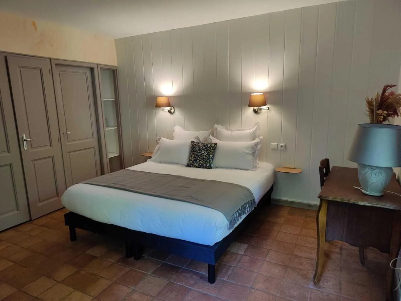 Bedroom, Bed in Le Mas des Laurels