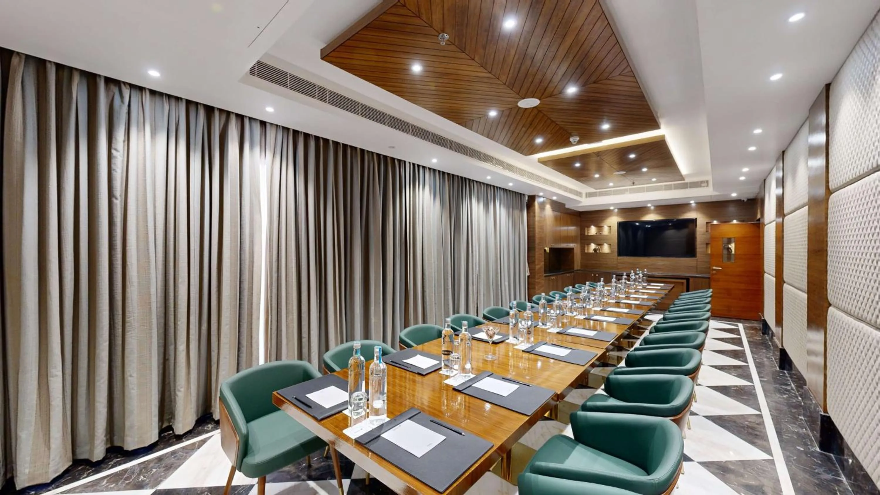 Meeting/conference room in Radisson Blu Hotel Ranchi