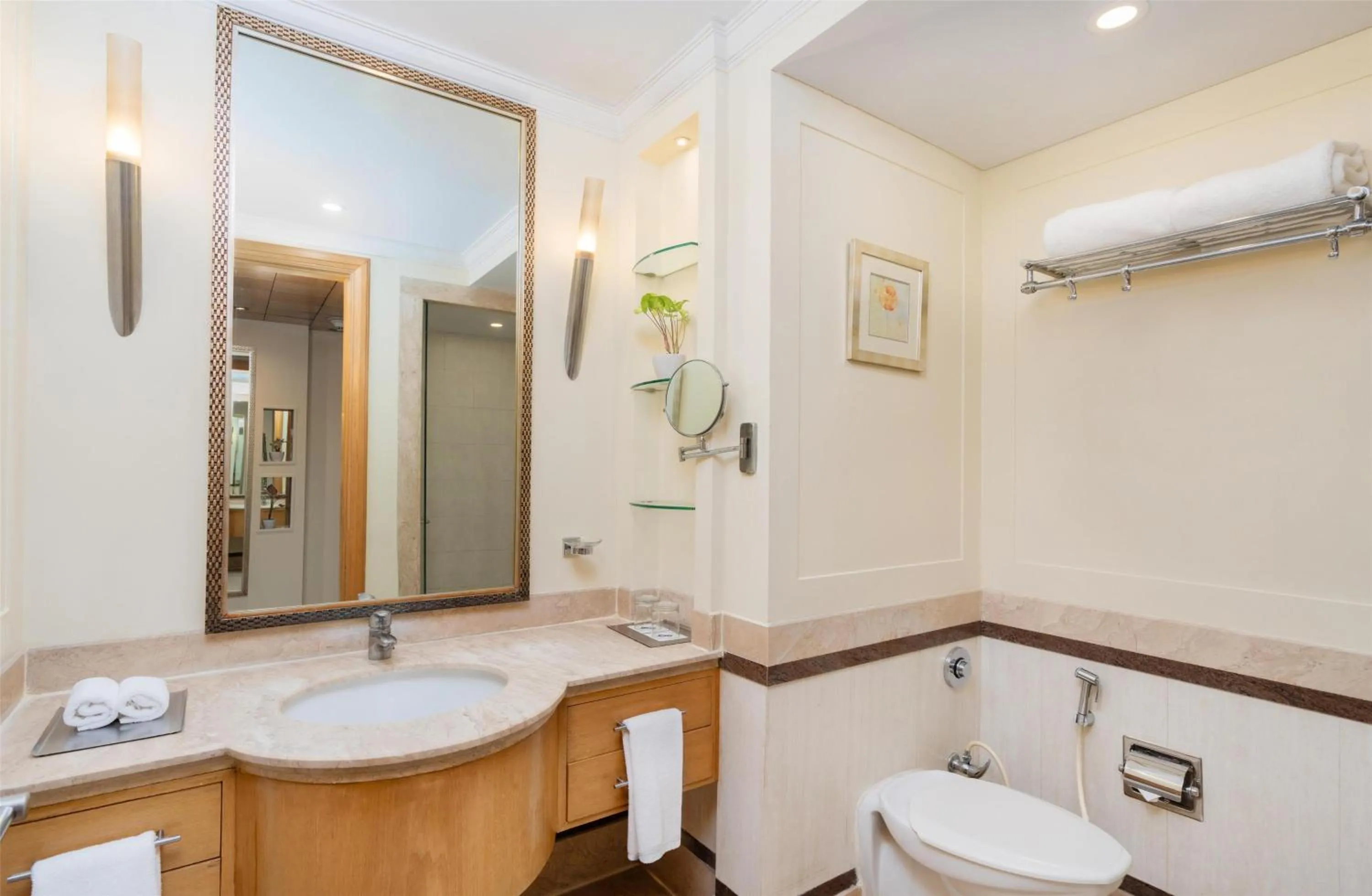 Bathroom in Park Plaza Gurgaon