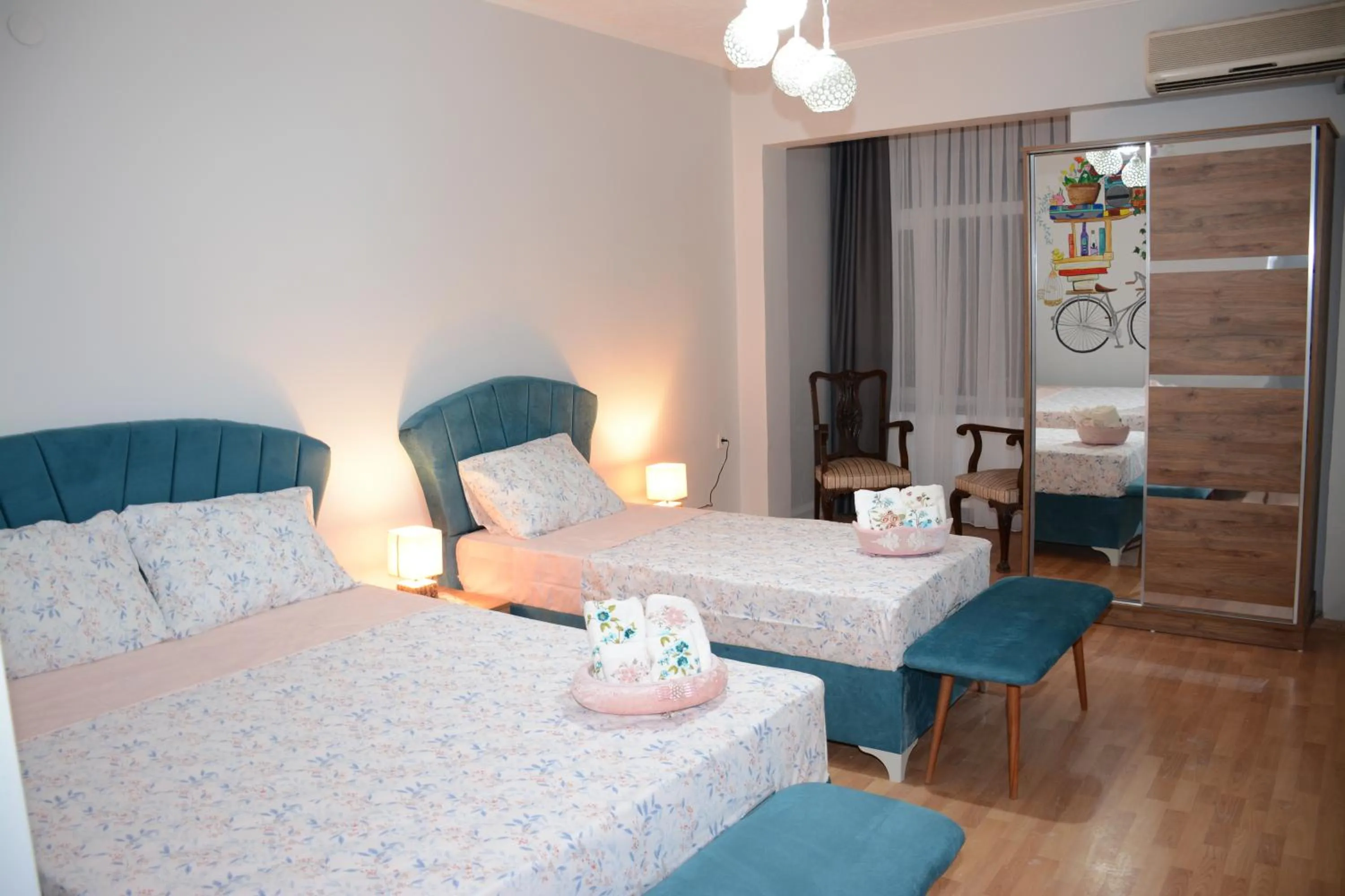 Photo of the whole room in Taksim Square-La Casa Home Concept